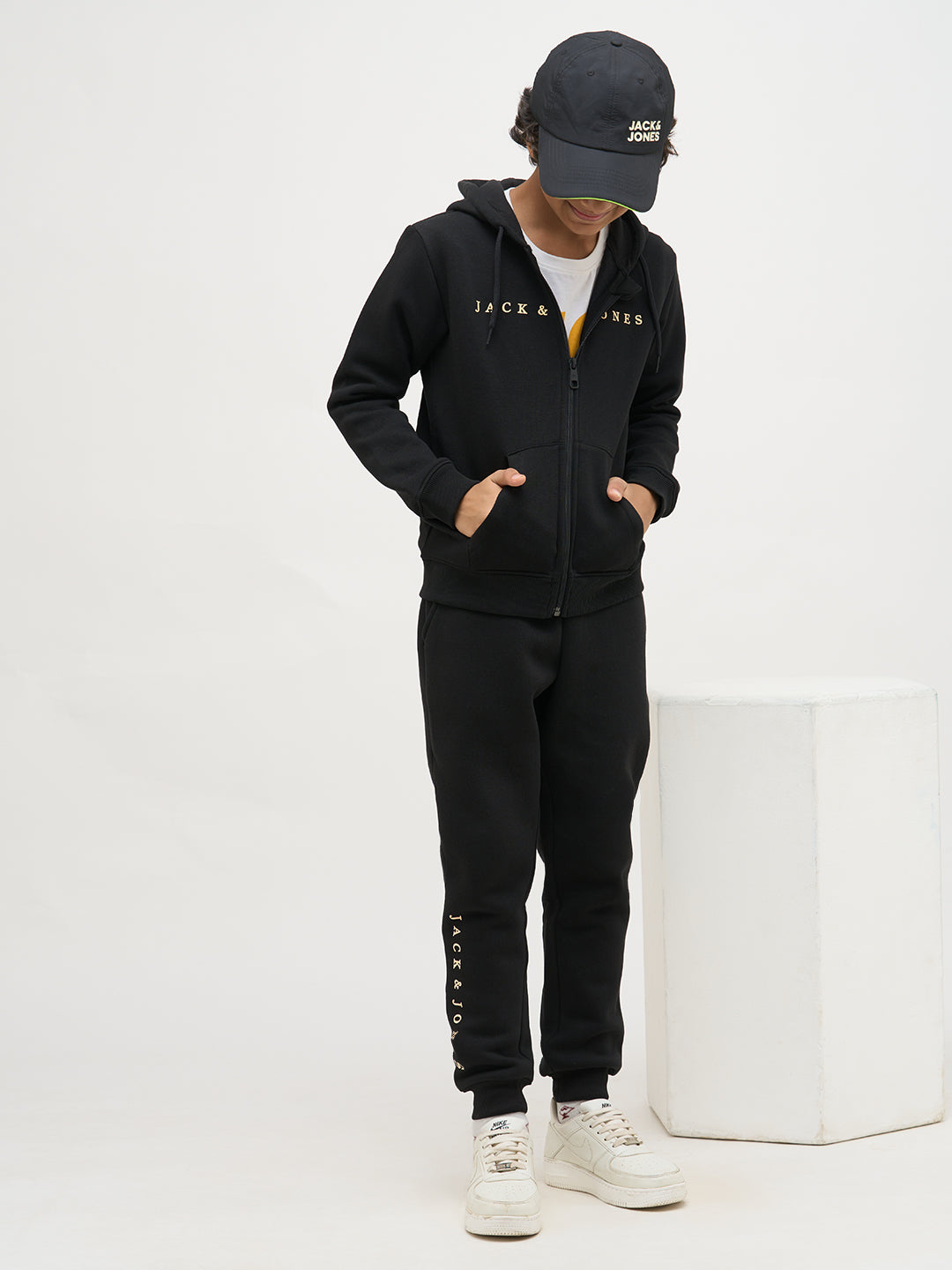 Boys Logo Text Sweatpants - Black