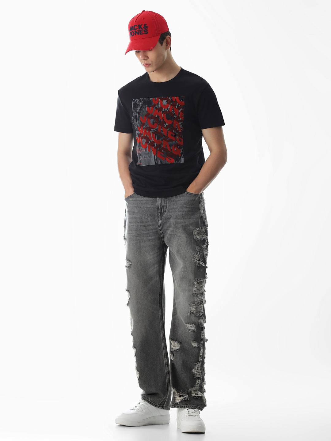 Typography Slim Fit T-shirt - Black