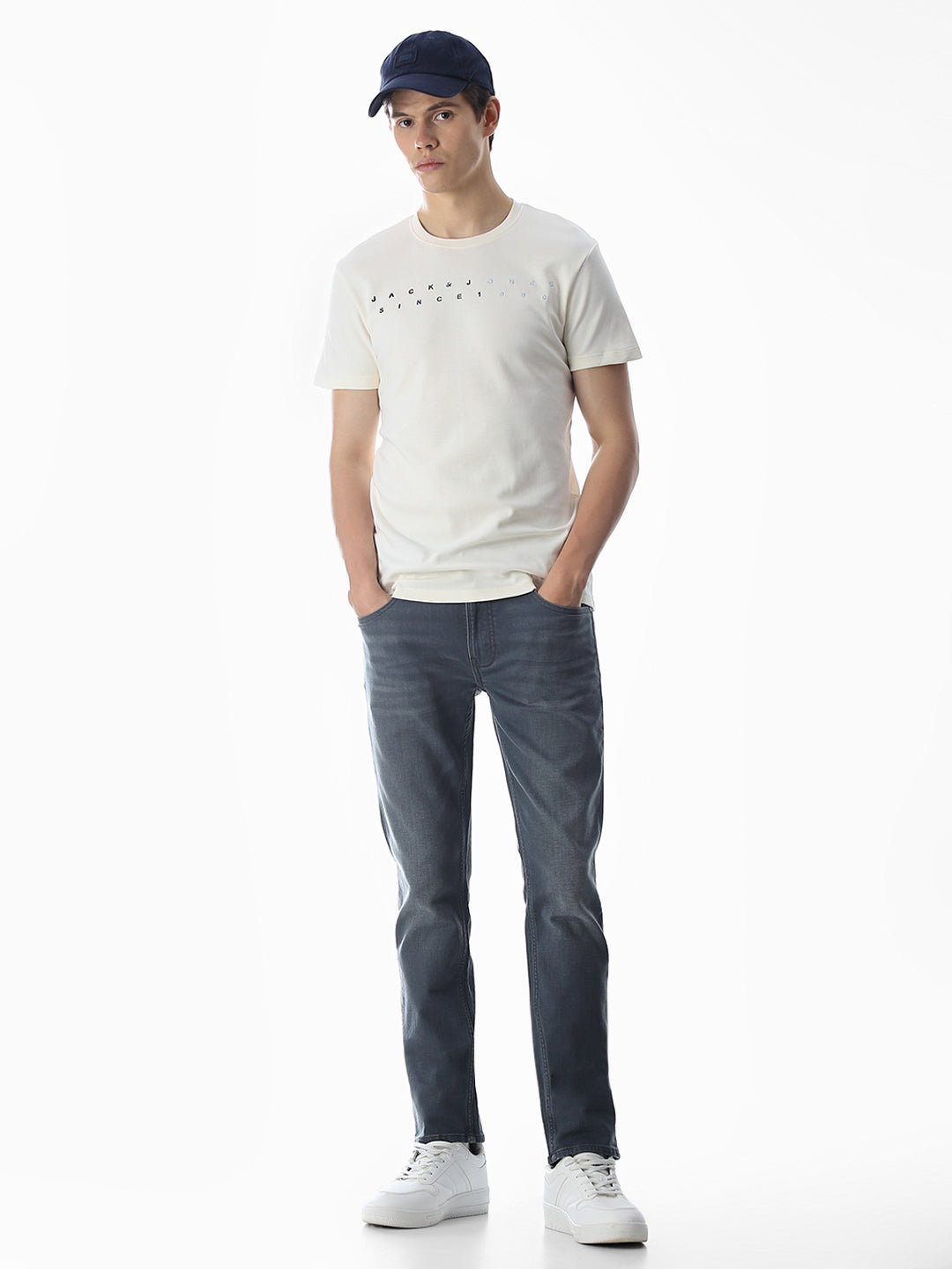 Embroidered Print T-Shirt - White