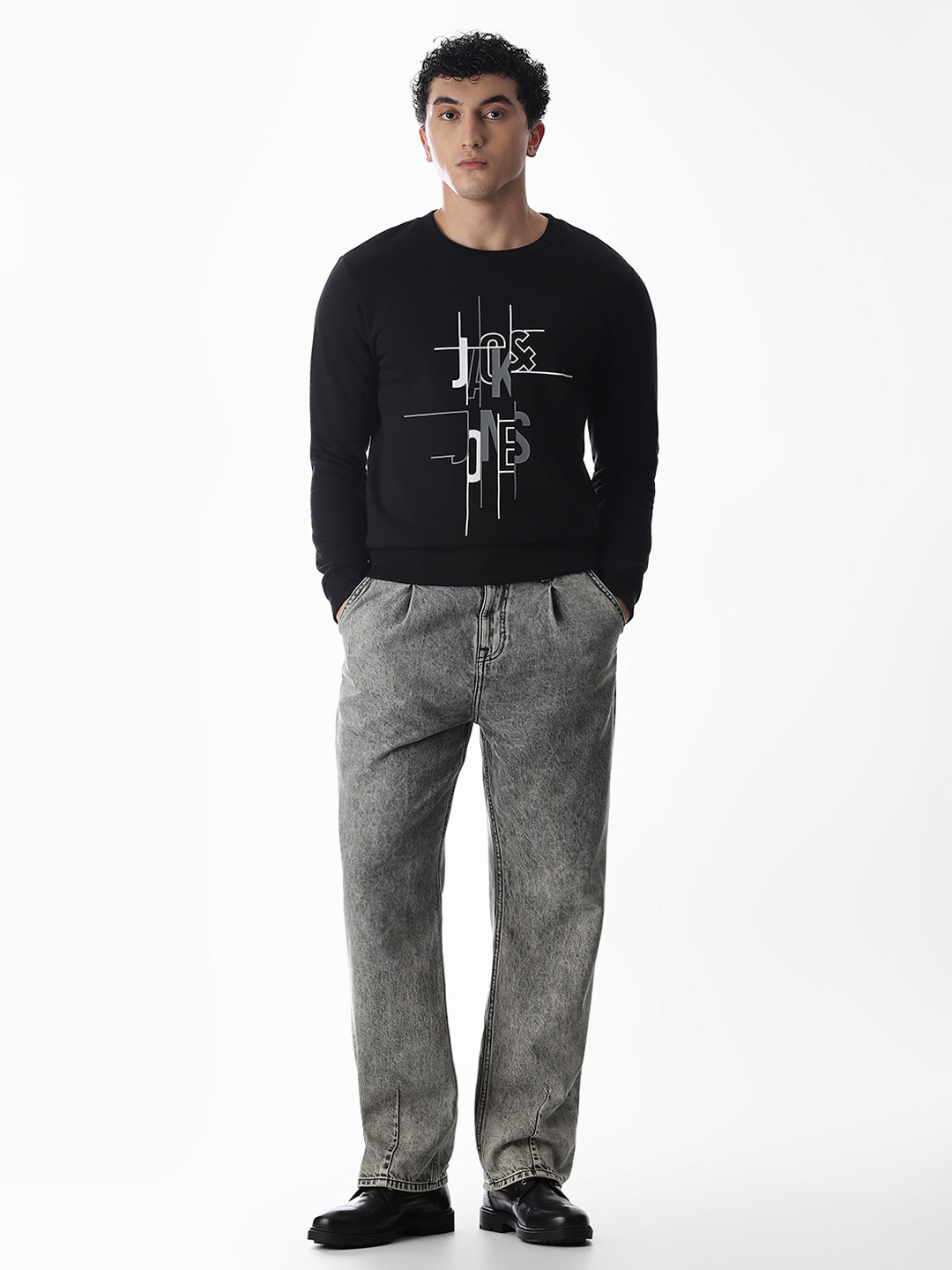 Printed Regular Fit Sweatshirt - Black
