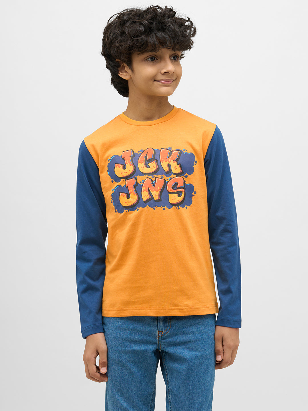 Boys Colourblocked Full Sleeves T-shirt