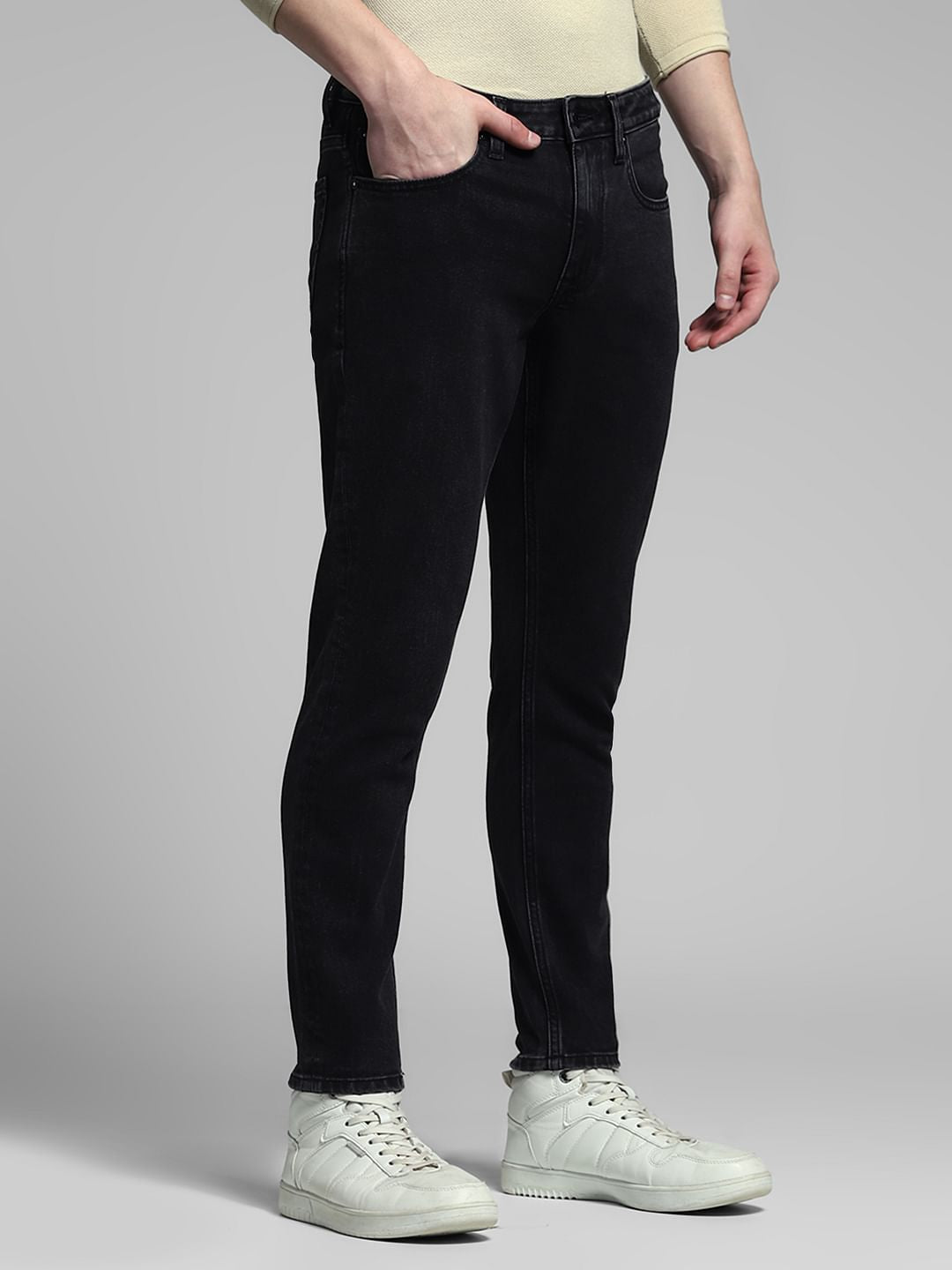 Black Mid Rise Brak Slim Fit Jeans