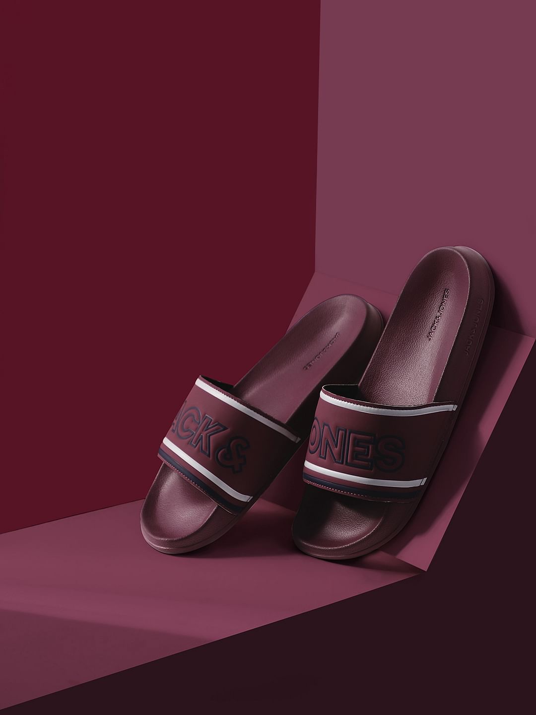 Violet Contrast Logo Pool Sliders