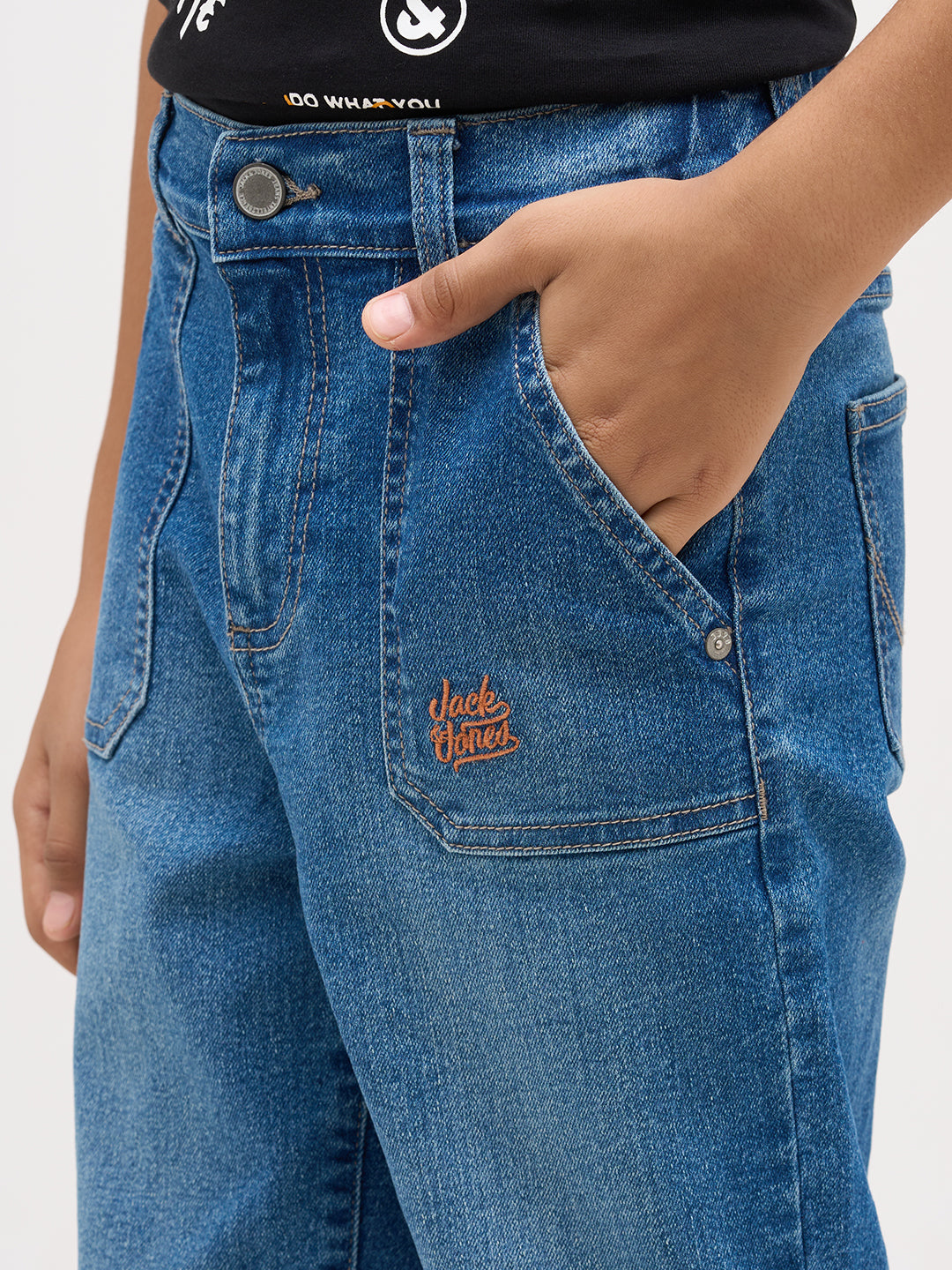 Boys Mid Rise Washed Loose Fit Jeans