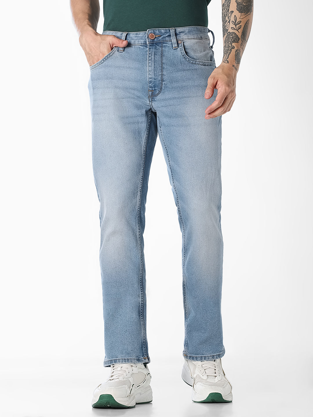 Men Straight Fit Light Blue Denim Jeans With Light Fade