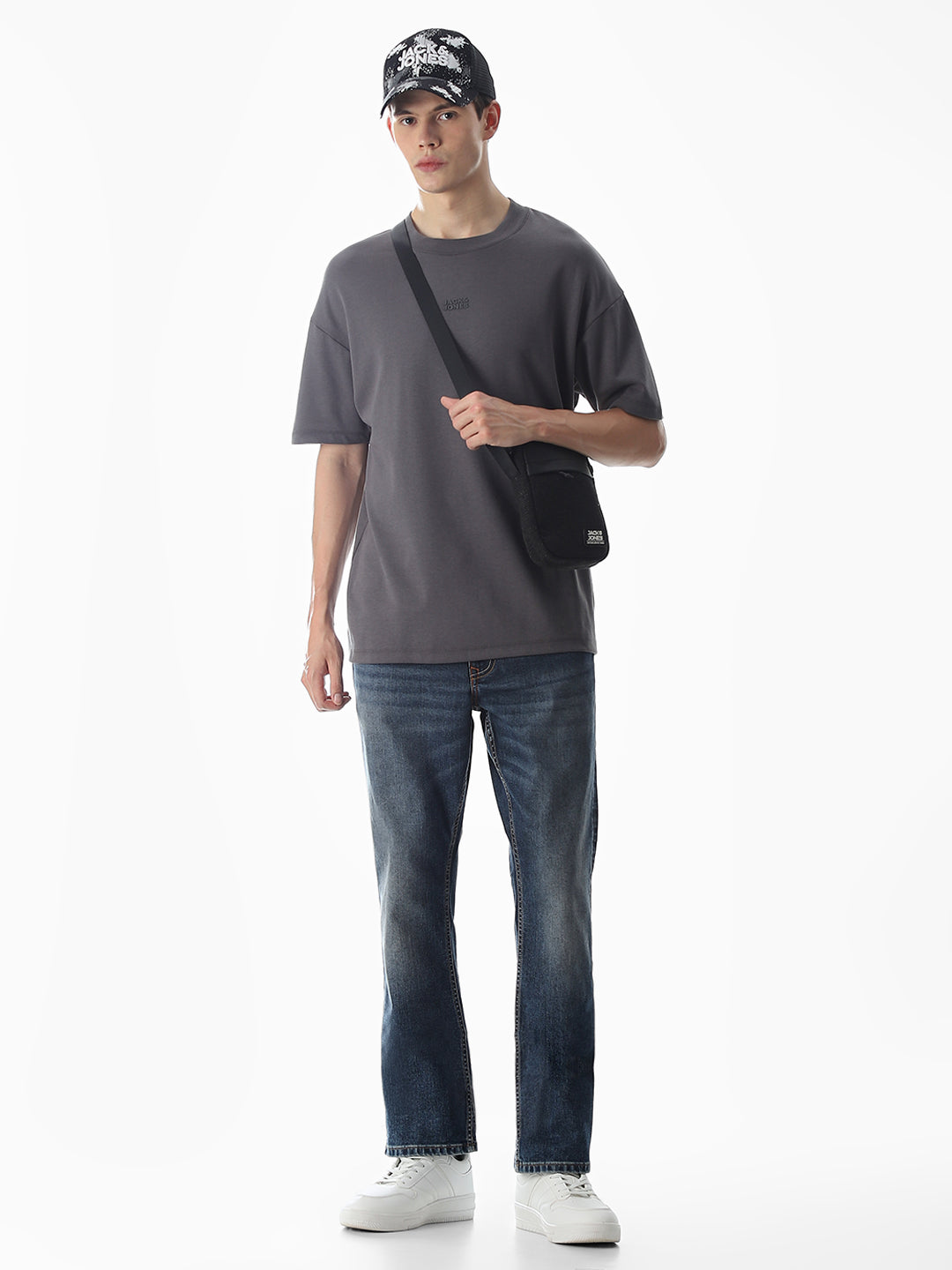 Washed Clark Regular Fit Jeans - Medium