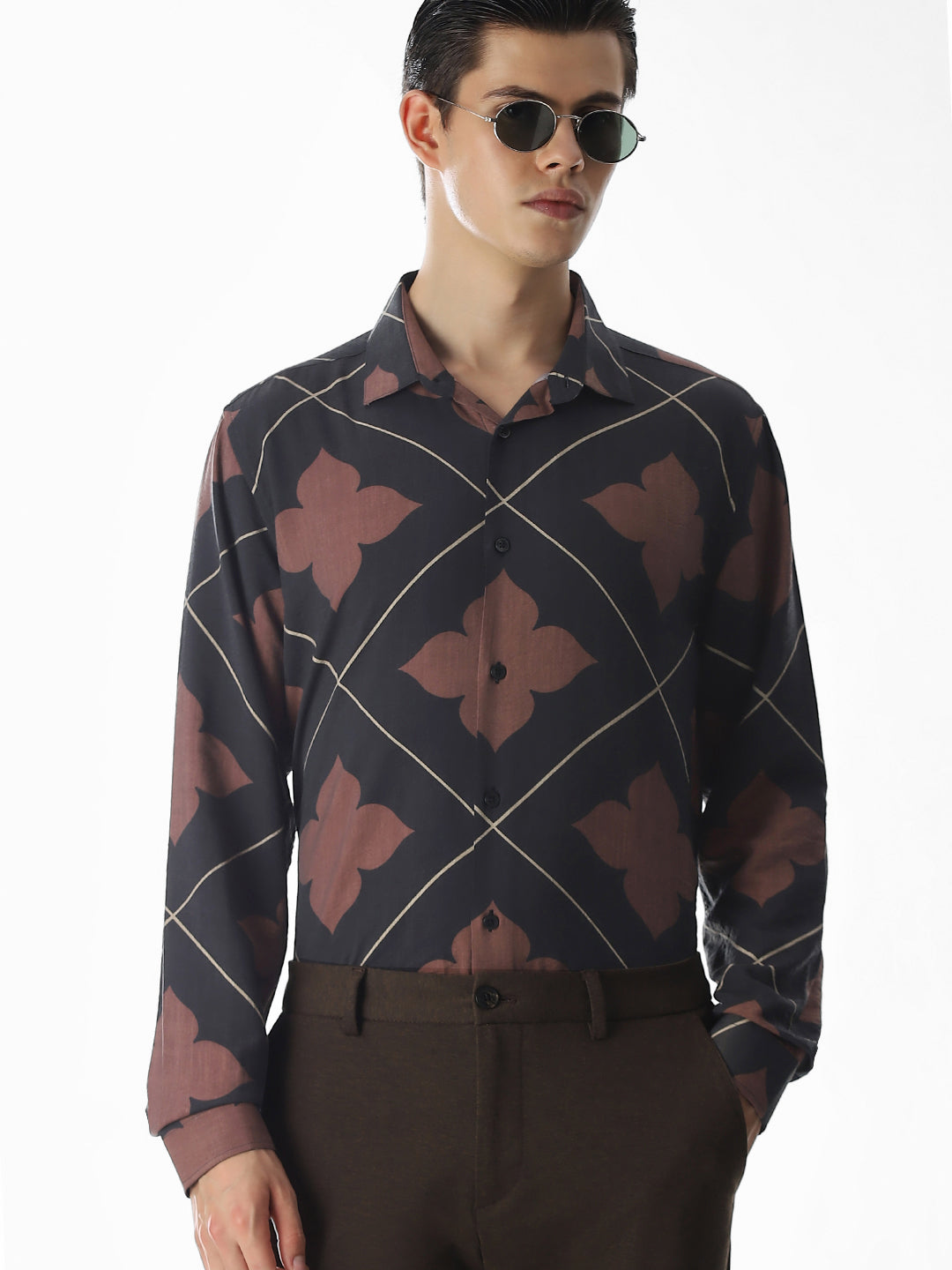 Slim Fit Printed Short Sleeves Shirt - Black