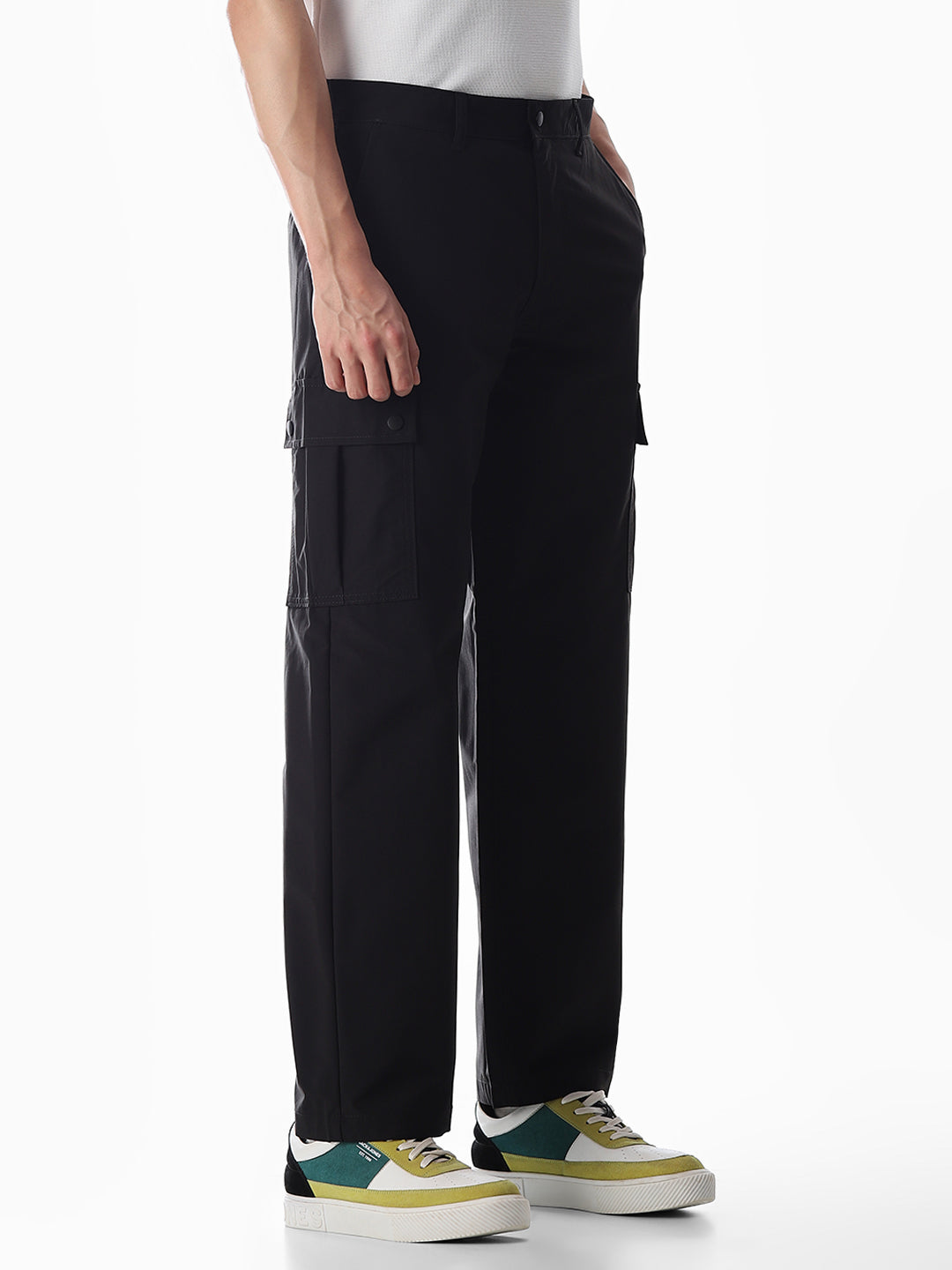 Black Mid Rise Regular Fit Cargos