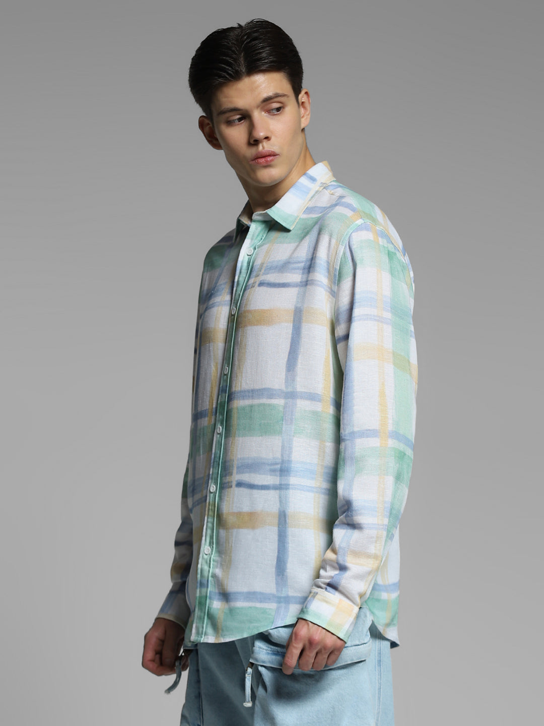 Men's Regular Fit Polyester Checked Shirt With Long Sleeves