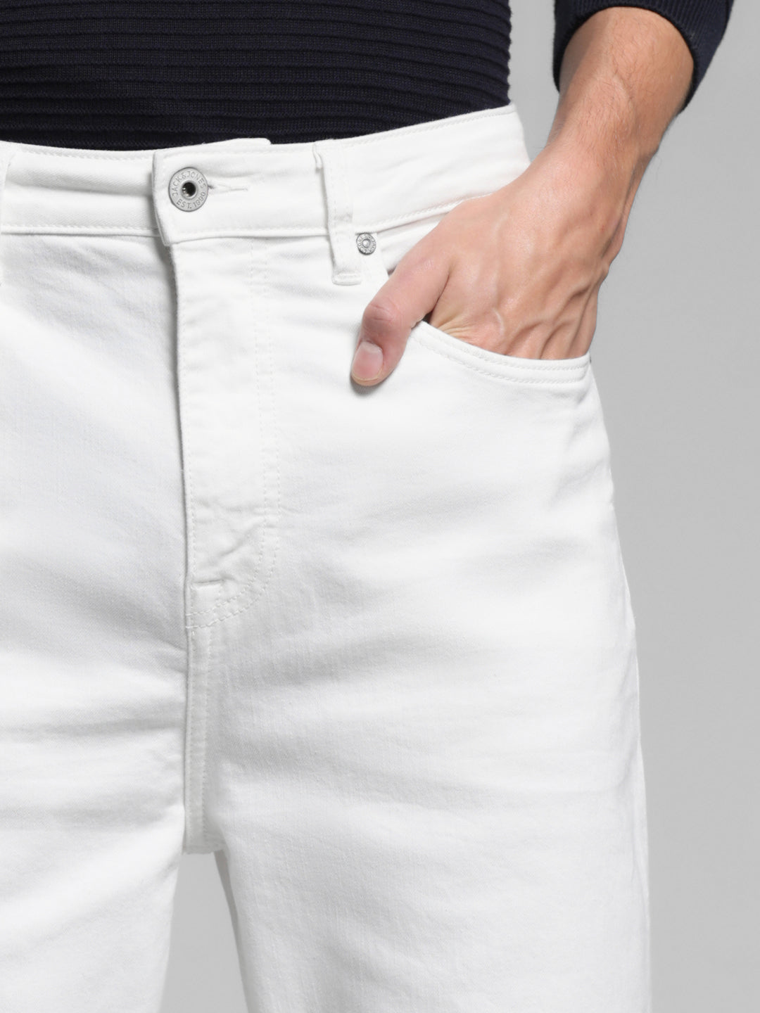 High Rise Dario Loose Fit Jeans - White