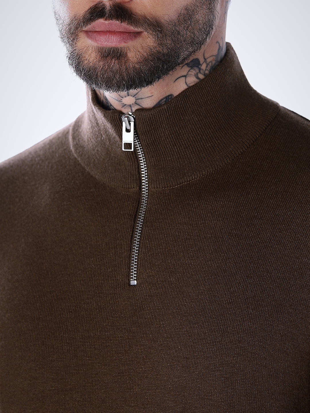 Zip High Neck T-shirt - Dark Brown