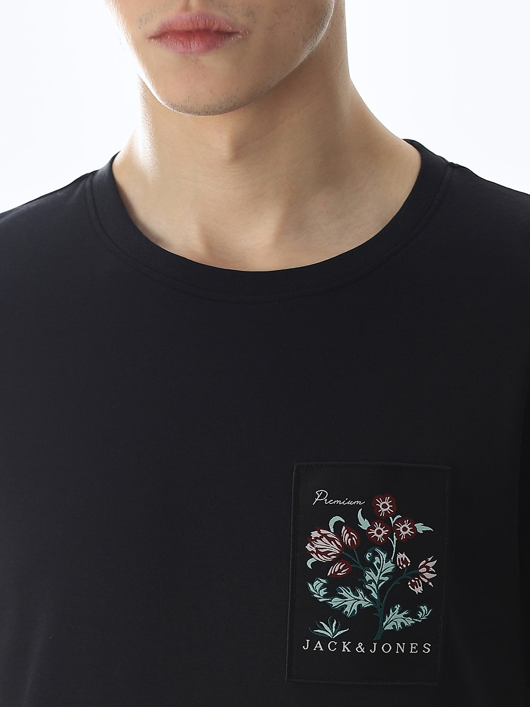 Black Applique Patchwork T-shirt