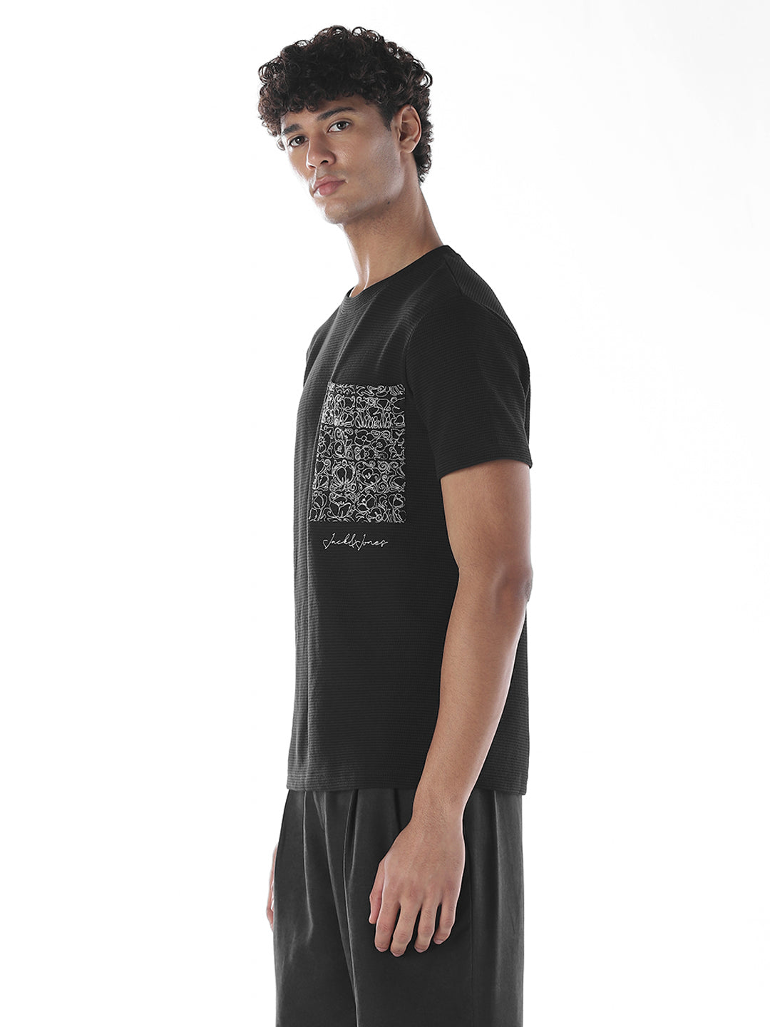 Chest Pocket Crew Neck T-shirt