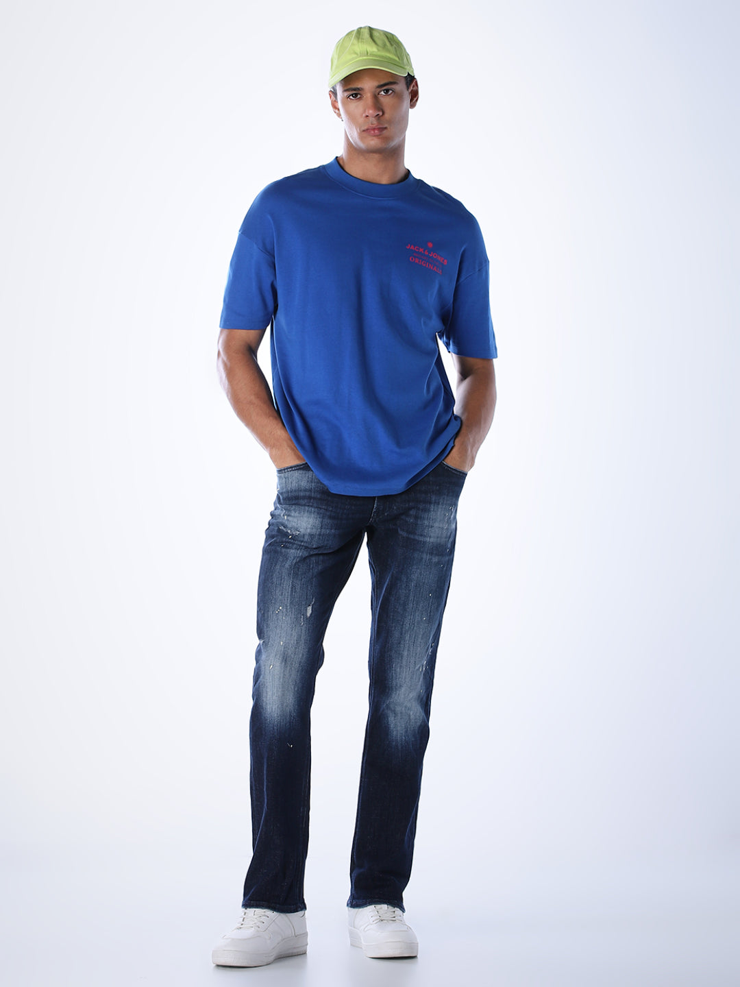 Mildly Distressed Regular Fit Jeans