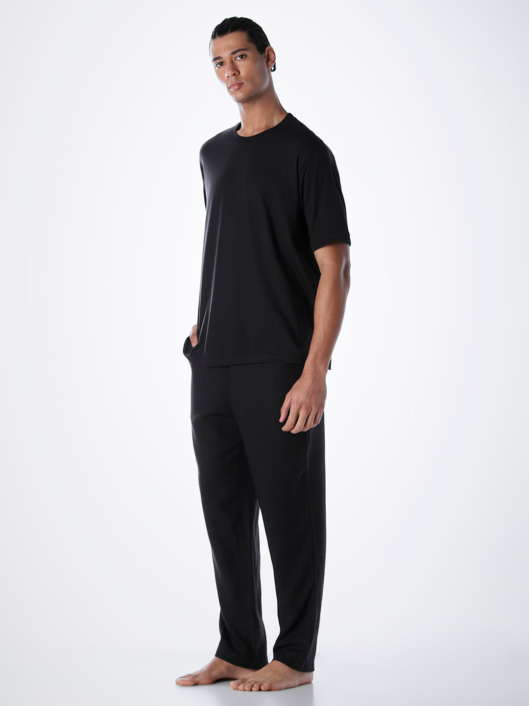 T-Shirt & Pant Loungewear Set - Black