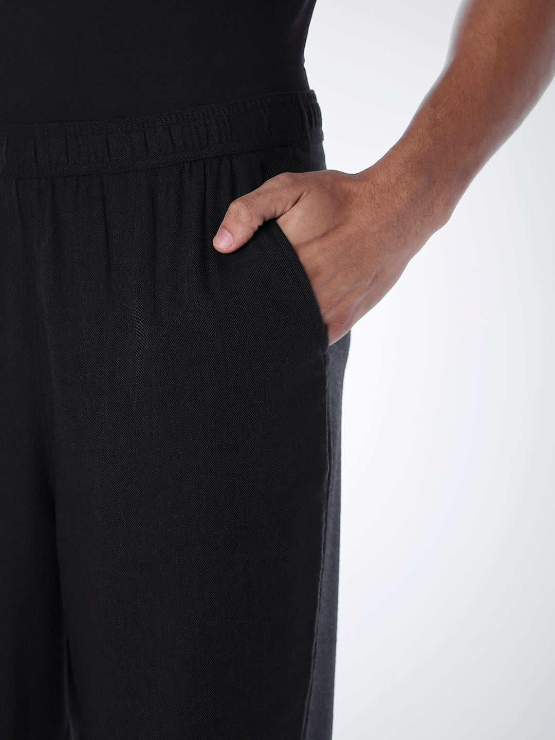 T-Shirt & Pant Loungewear Set - Black