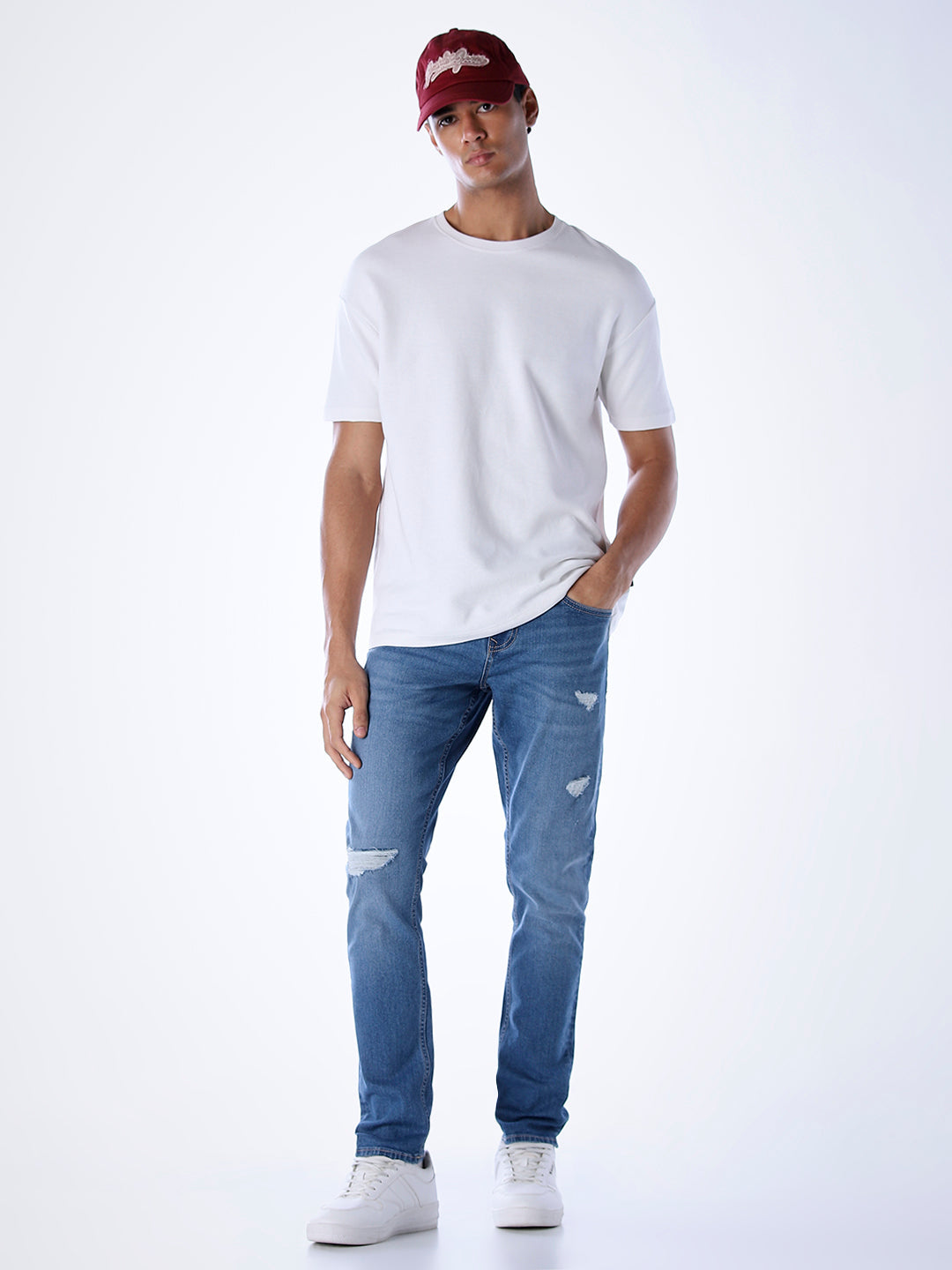 5 Pocket Distressed Glenn Slim Fit Jeans - Light Blue