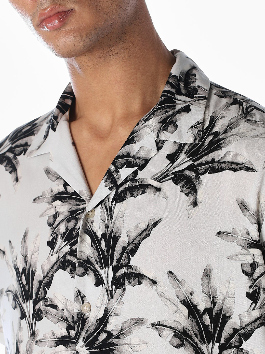 Printed Resort Collar Comfort Fit Shirt - Grey