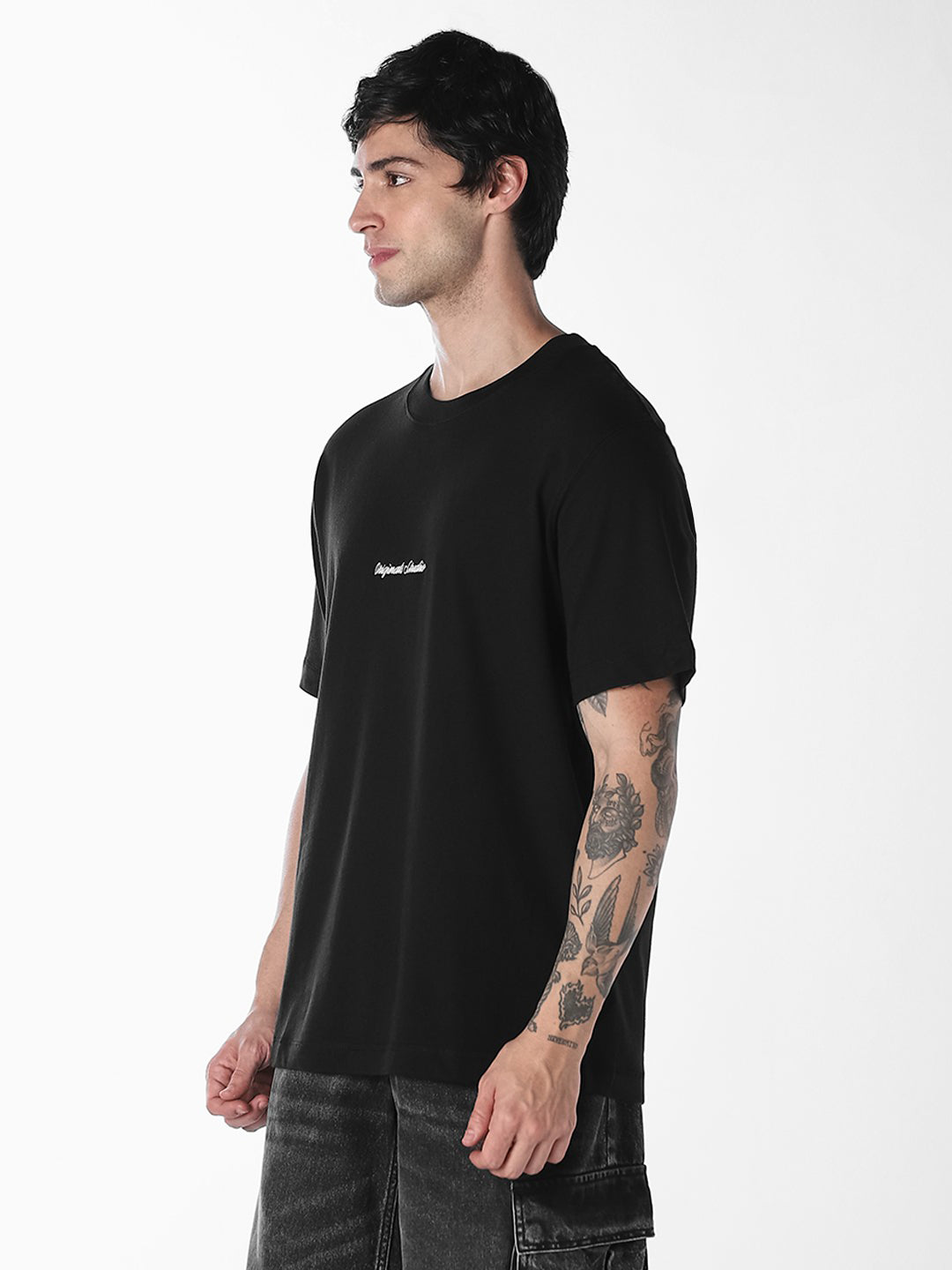 Relaxed Fit Embroidered Logo T-shirt - Black