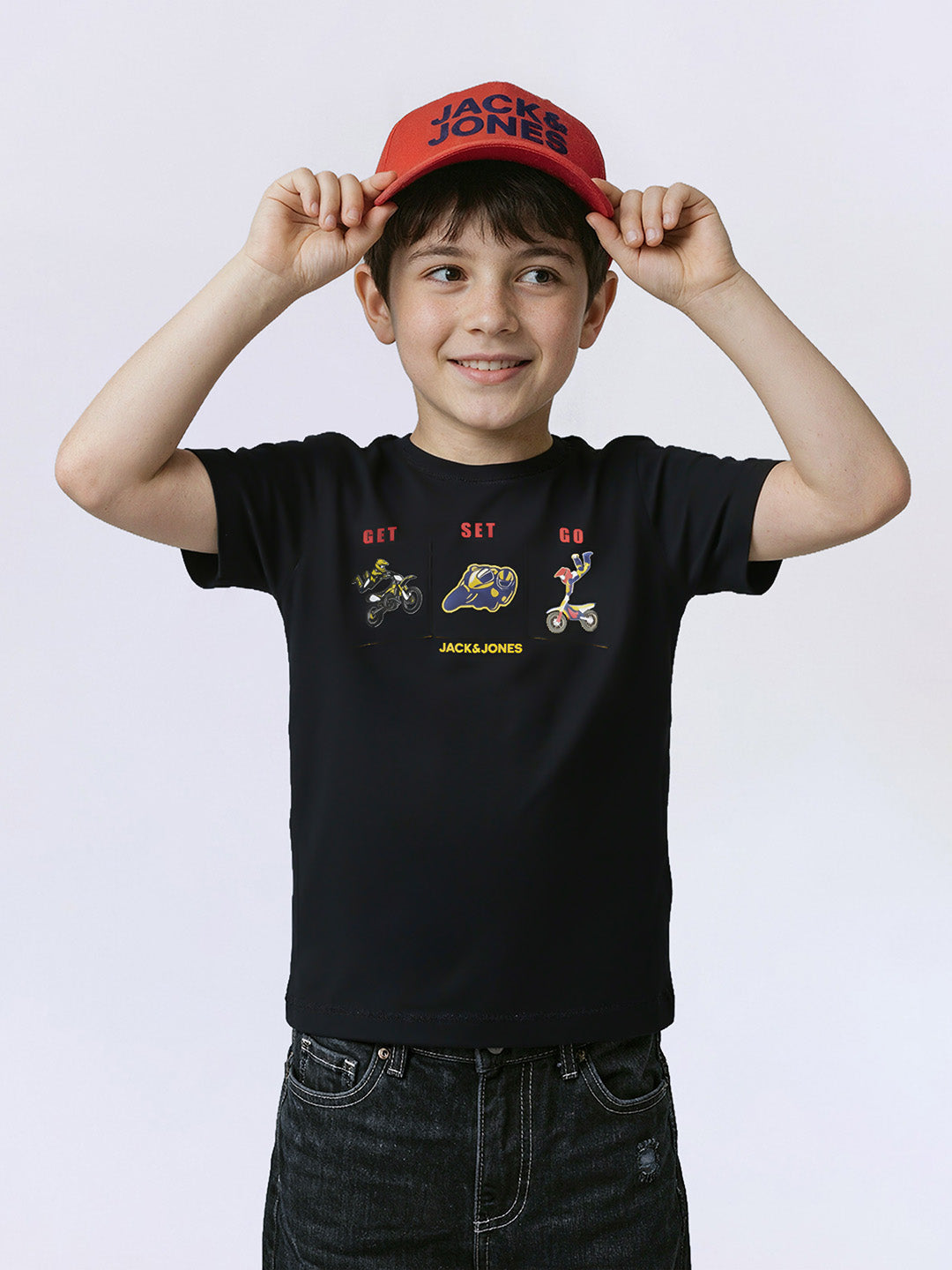 Boys Black Graphic Print T-shirt