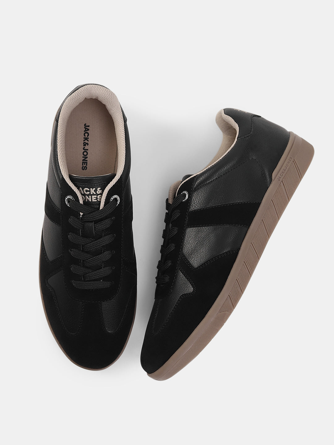 BLACK LACE UP SNEAKERS