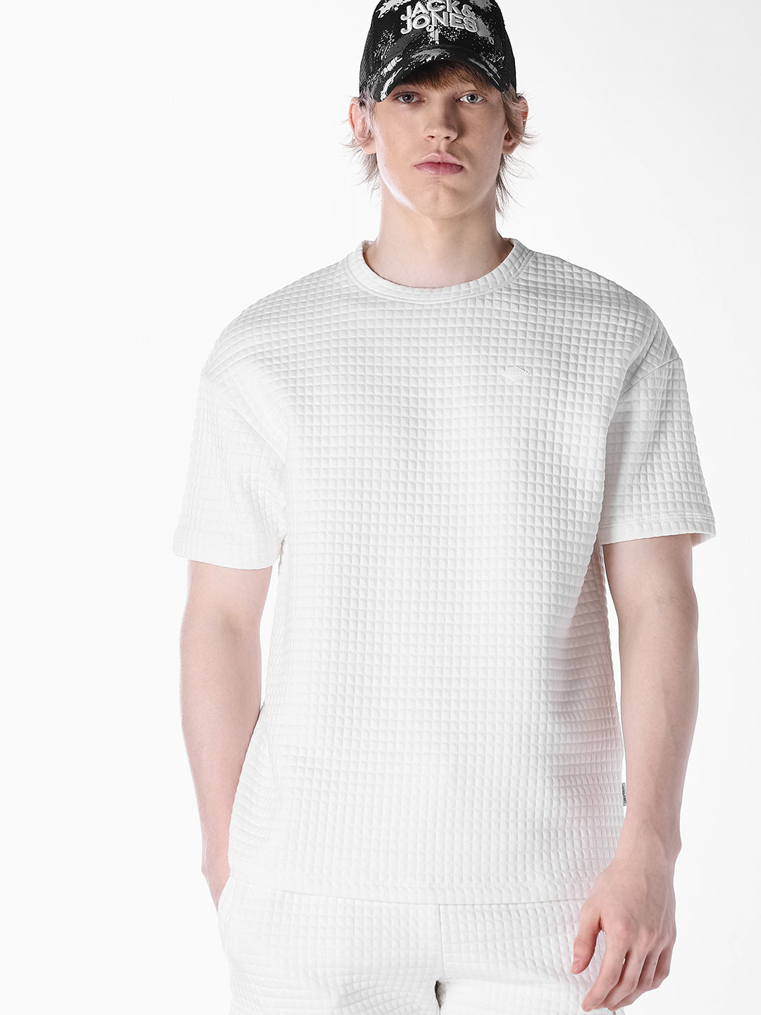 White Solid Oversized Fit T-shirt