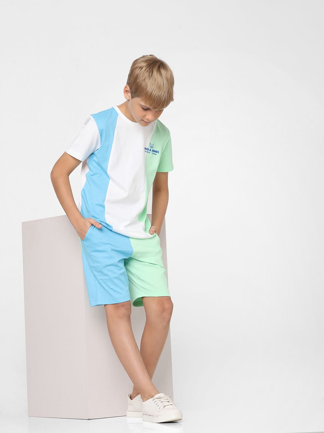 Boys White Colourblocked Co-ord Sweatshorts - 4/5Y