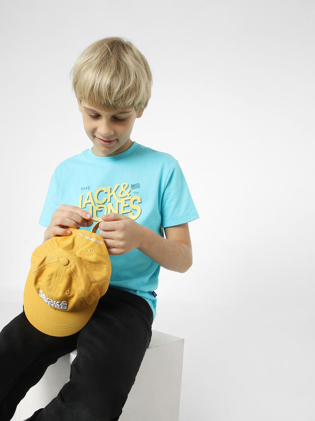 BOYS Blue Logo Print T-shirt - 4/5Y