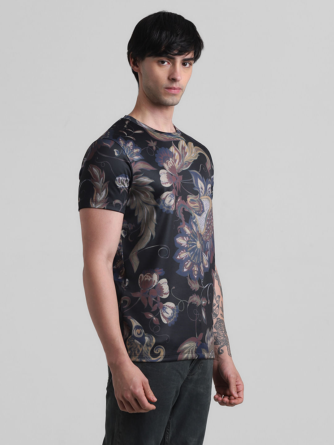 Black Floral Crew Neck T-shirt