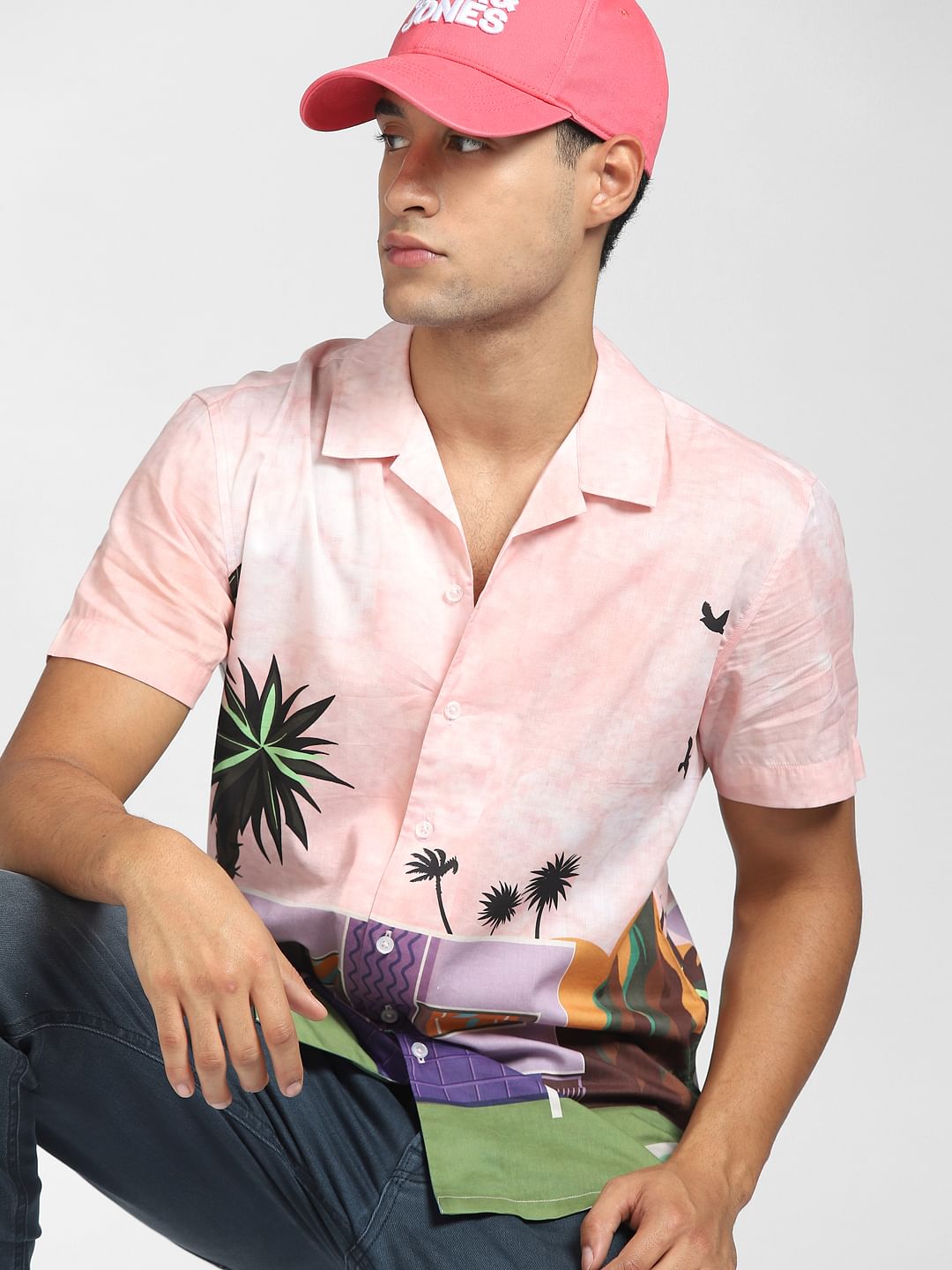 Pink Graphic Print Half Sleeves Shirt - S