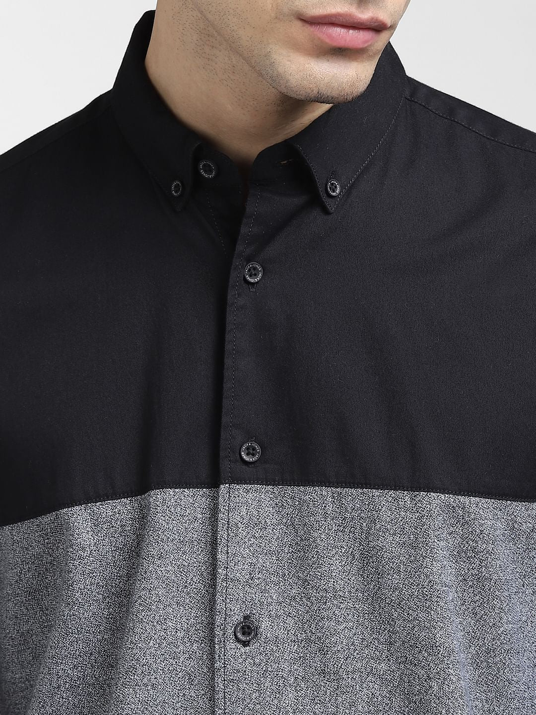 Black Colourblocked Full Sleeves Shirt