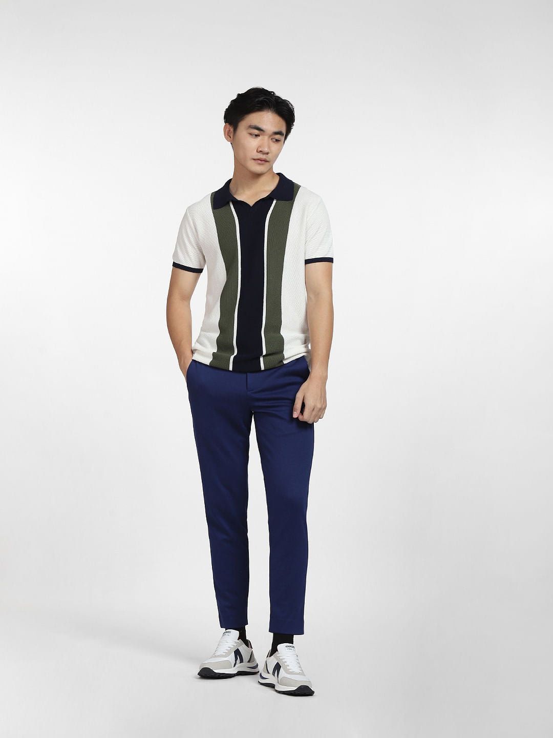 Navy Blue Knitted Colourblocked Polo T-shirt