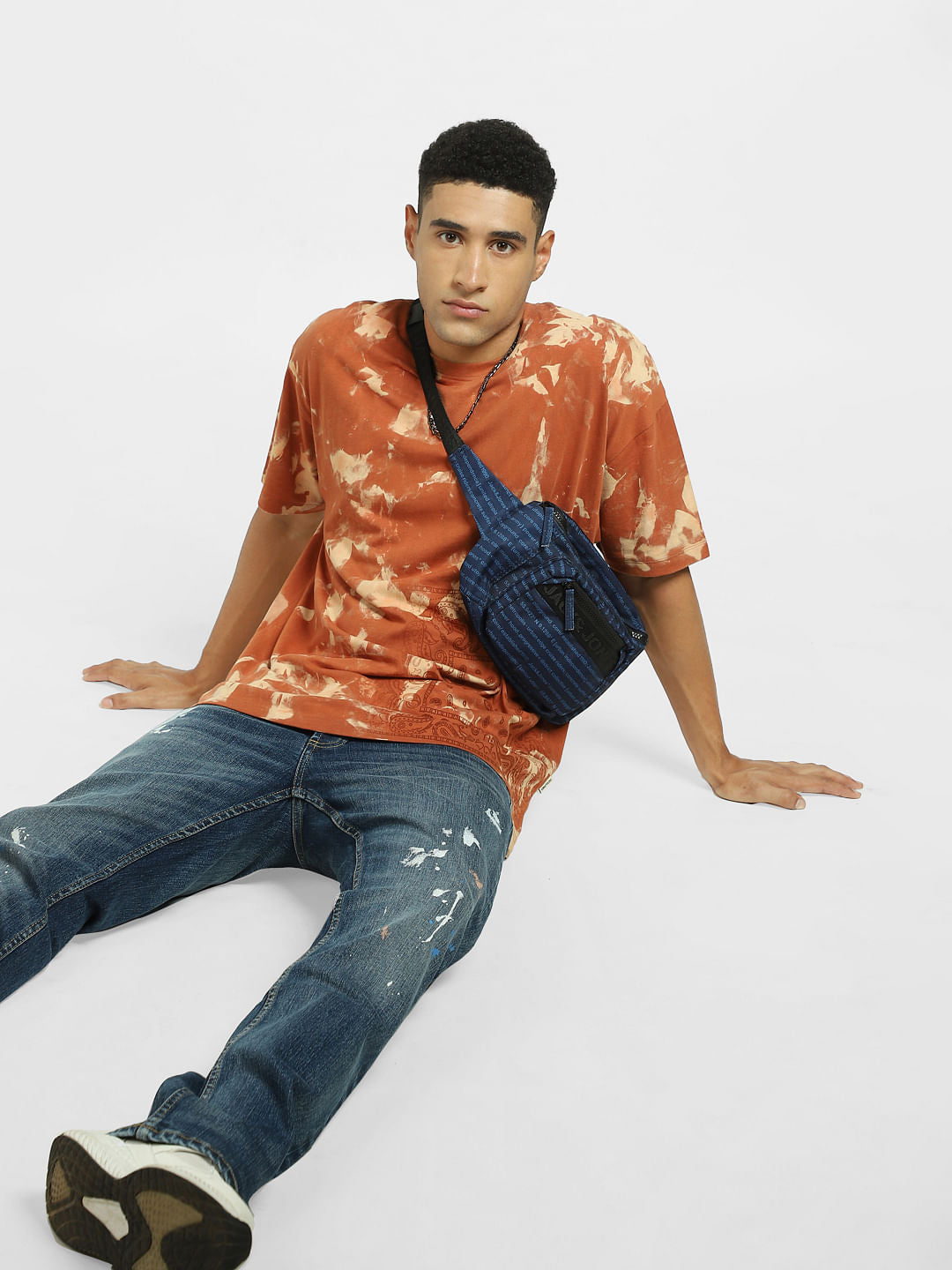 Brown Abstract Print Crew Neck T-shirt