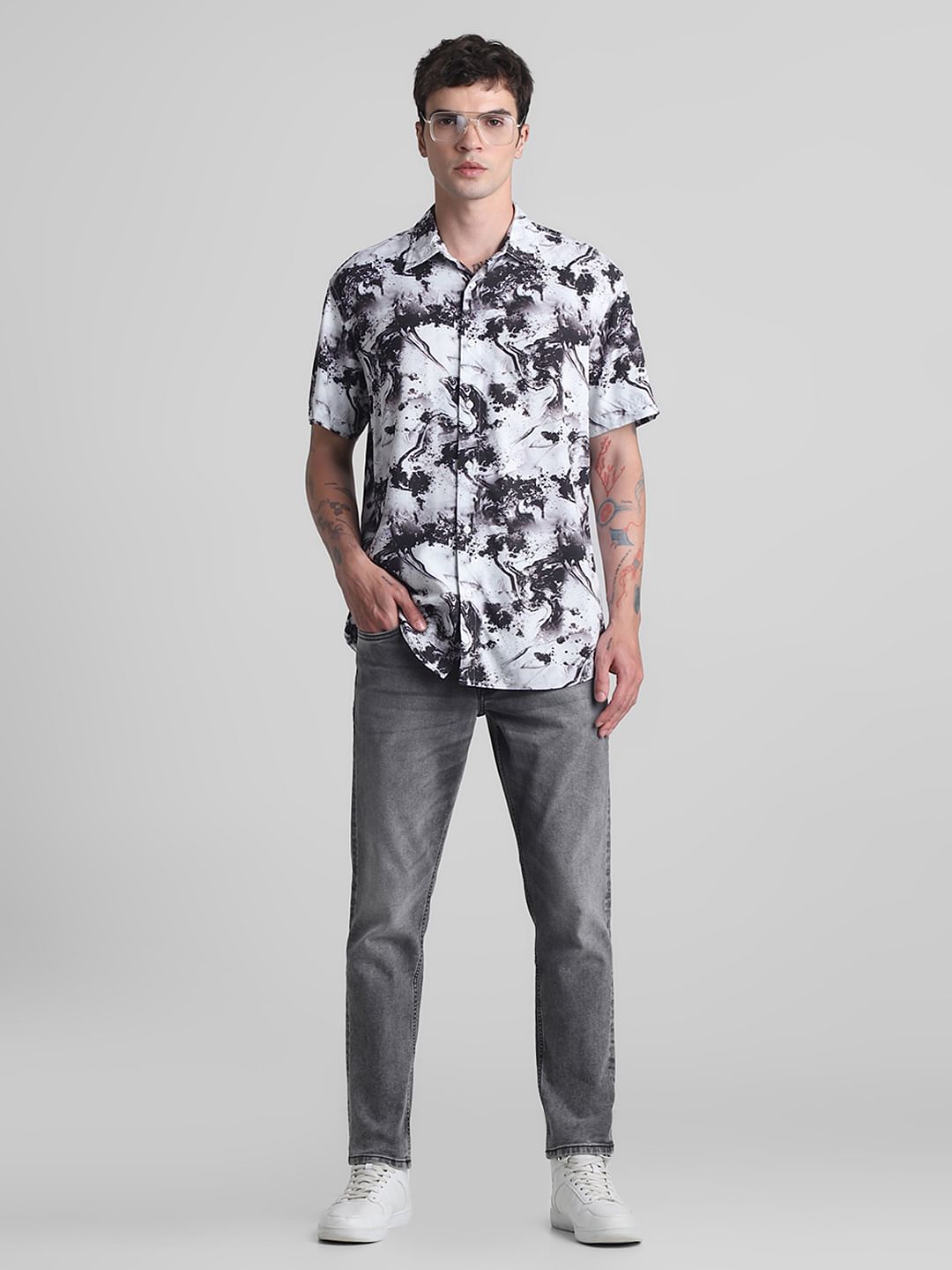 Grey Mid Rise Brak Slim Fit Jeans