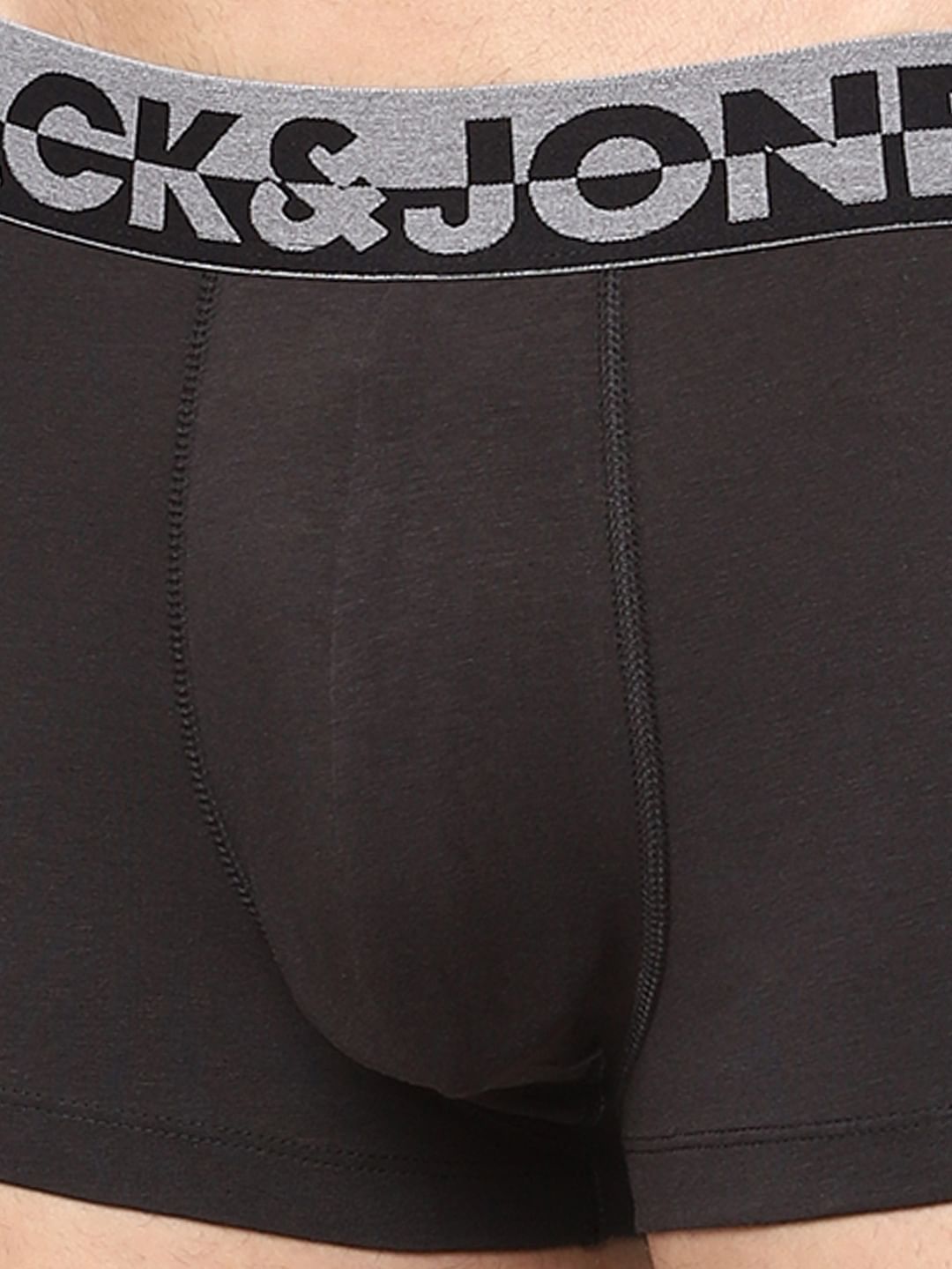 Pack Of 3 Black Trunks