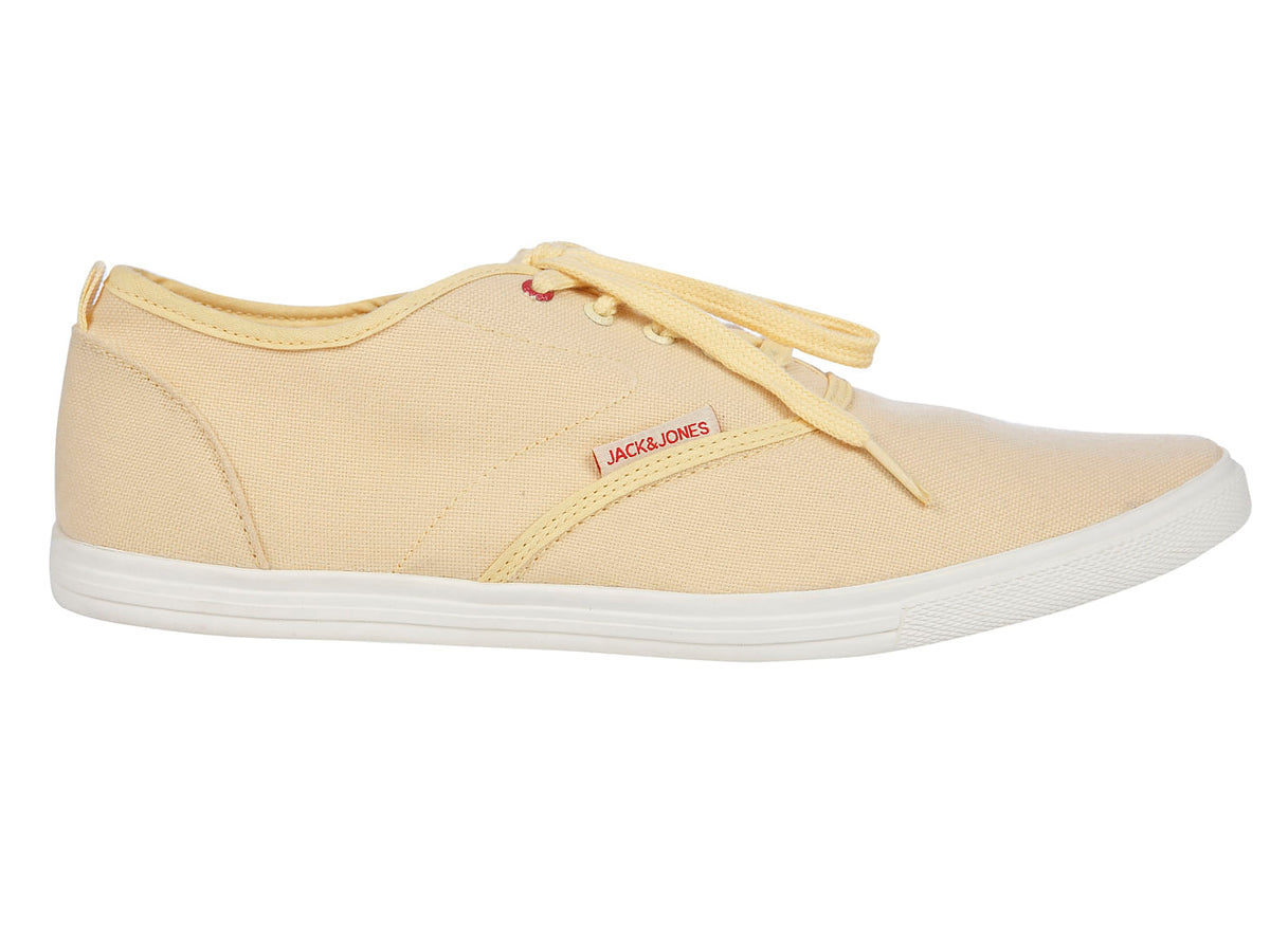 Smart Casual Solid Sneakers - 8