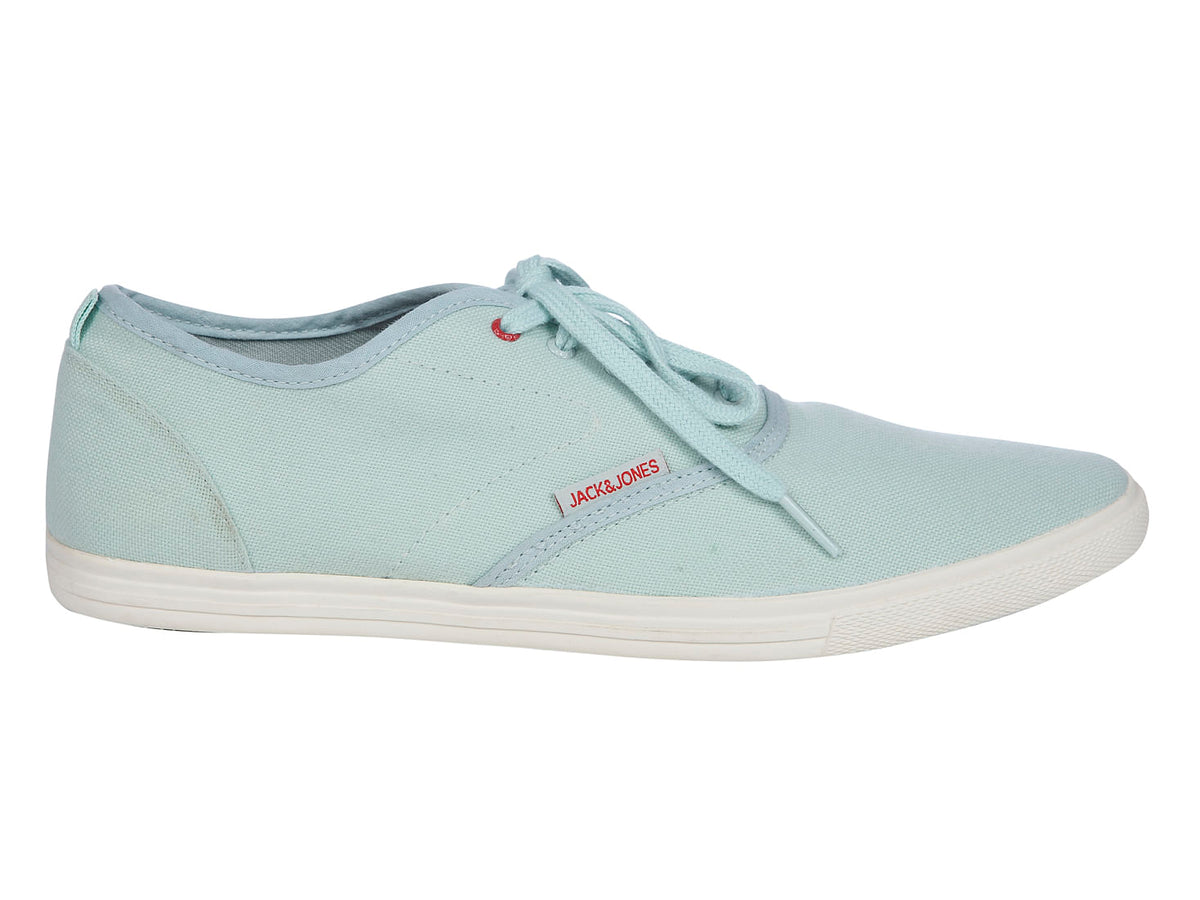 Smart Casual Solid Sneakers - 7