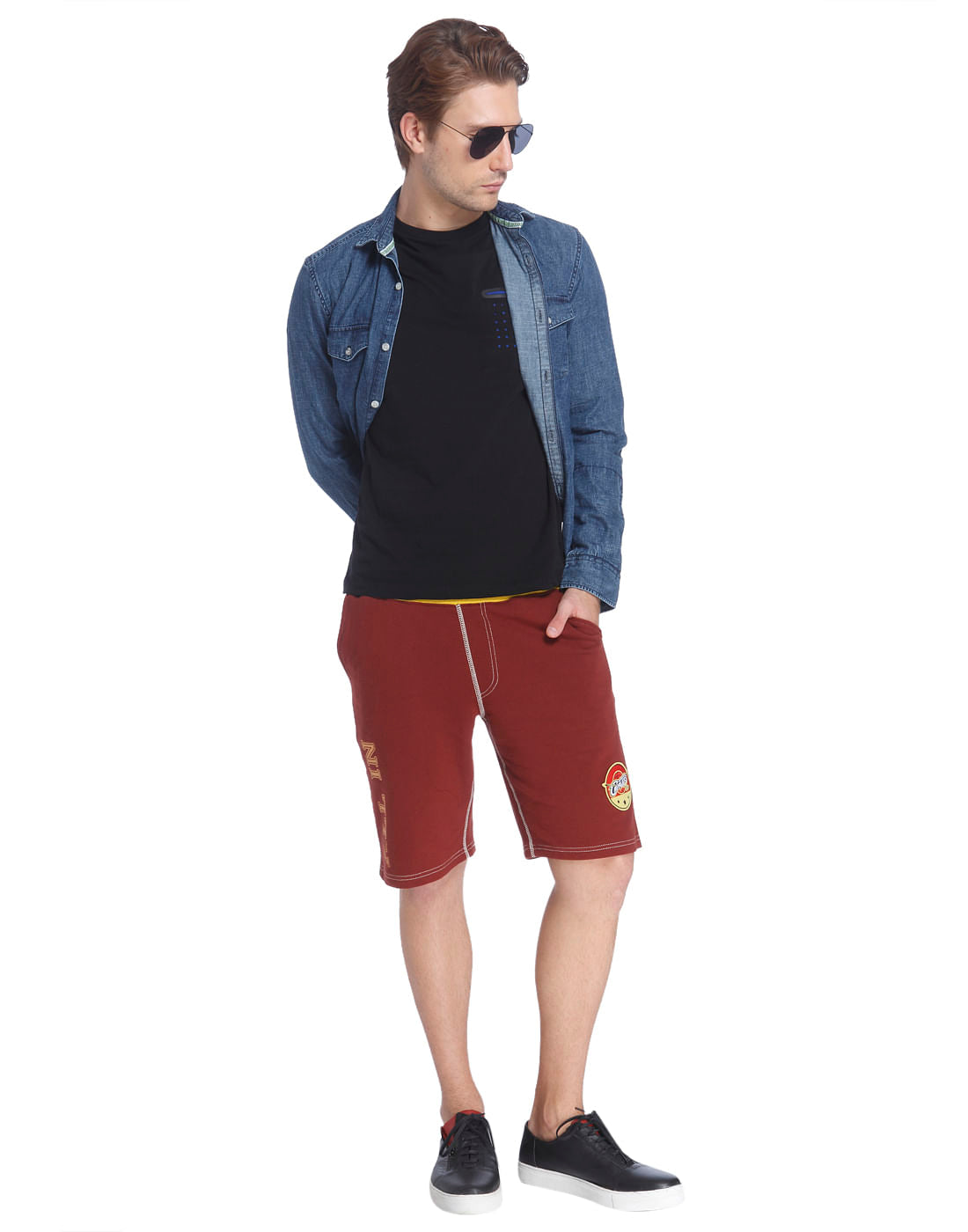 Black Crew Neck T-Shirt With Blue Front Pocket Detail