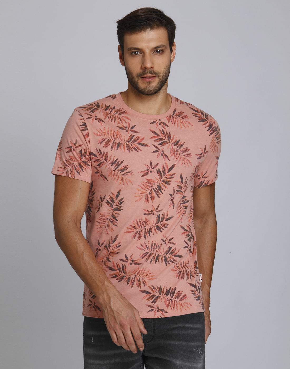 Peach Leaf Print Crew Neck T-Shirt - S