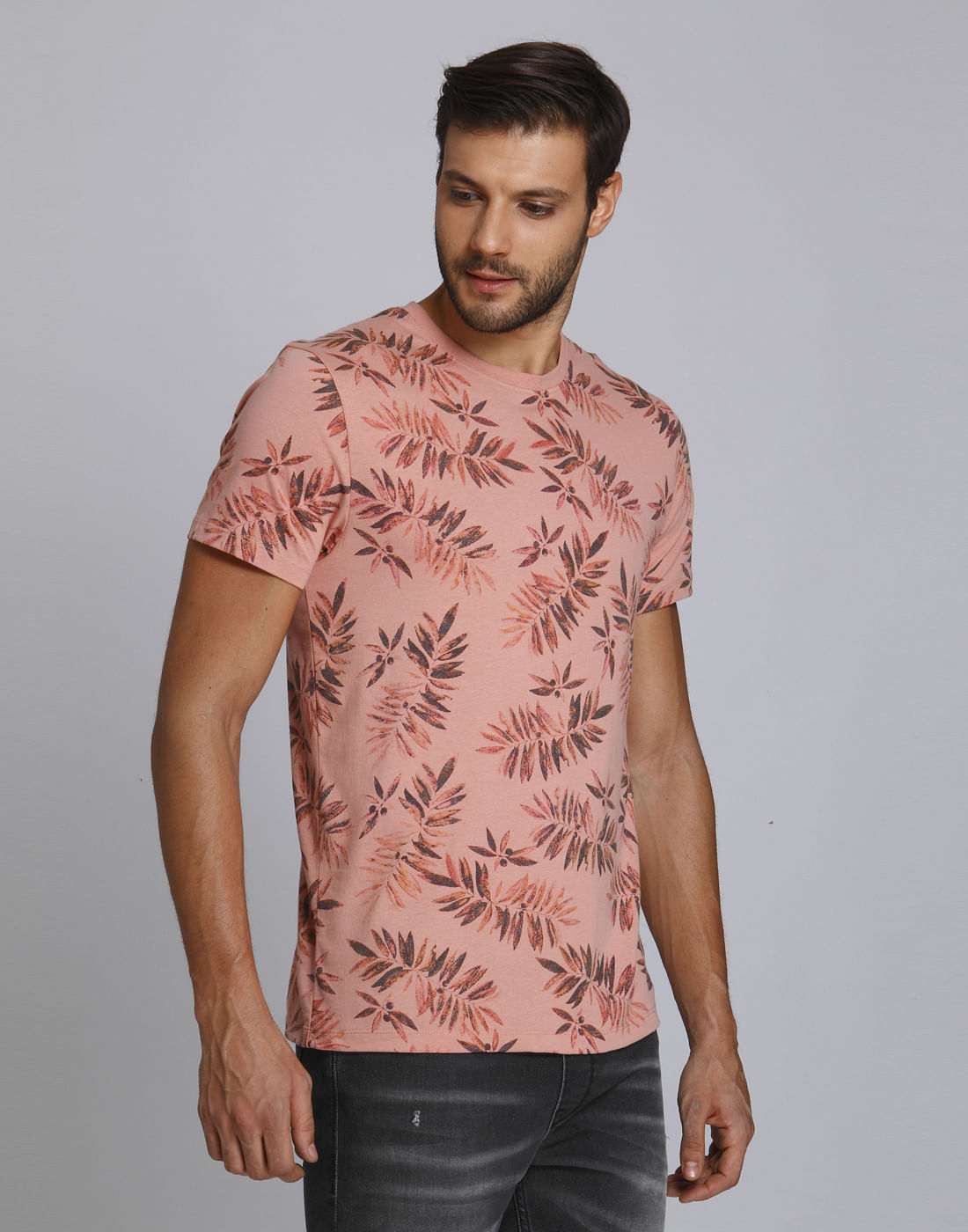 Peach Leaf Print Crew Neck T-Shirt