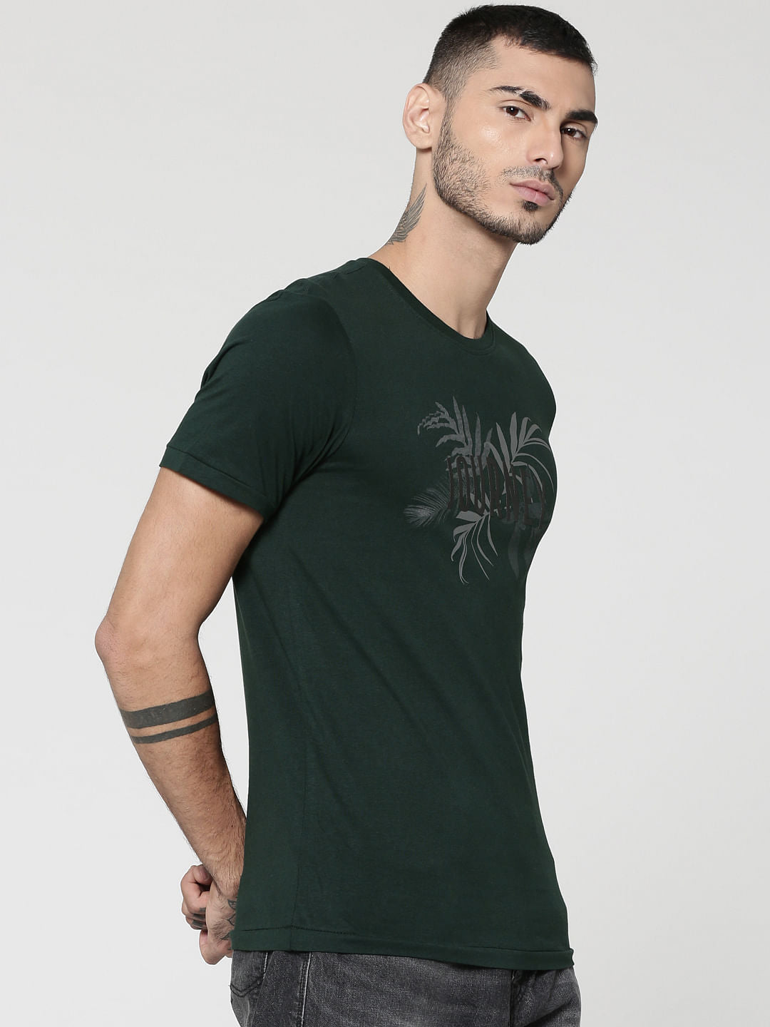 Green Leaf & Text Print Crew Neck T-Shirt