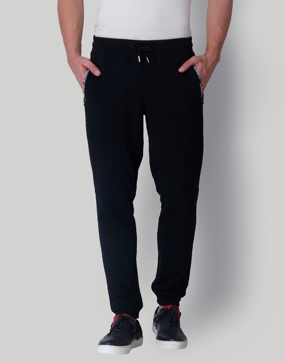 Black Mid Rise Slim Fit Sweatpants - S