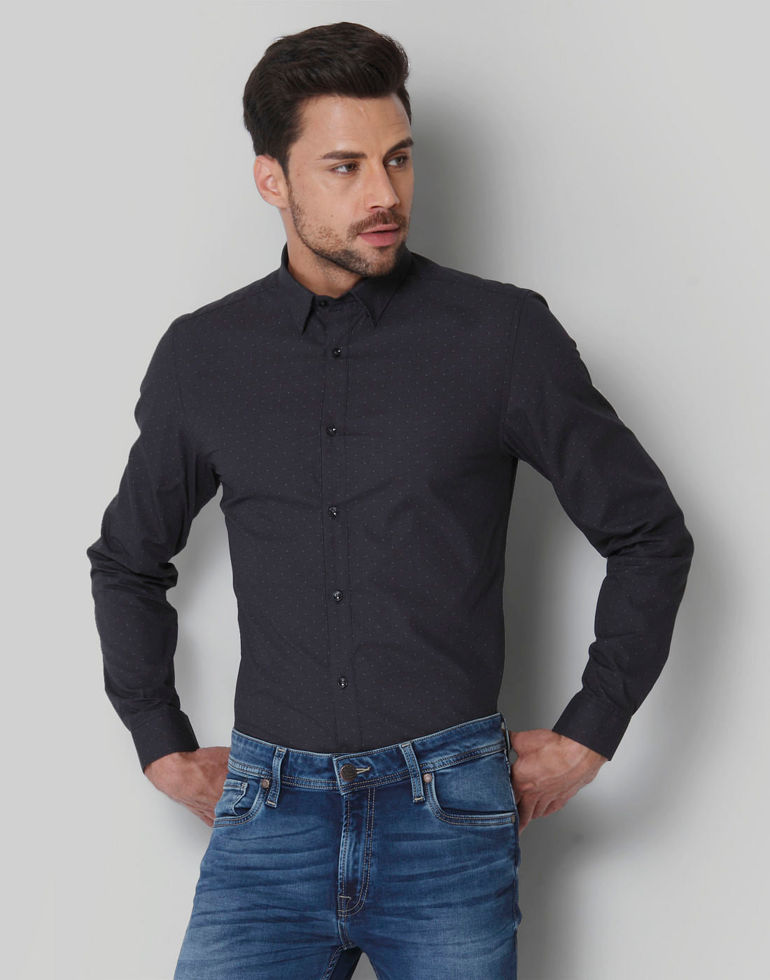 Black Shirt - S