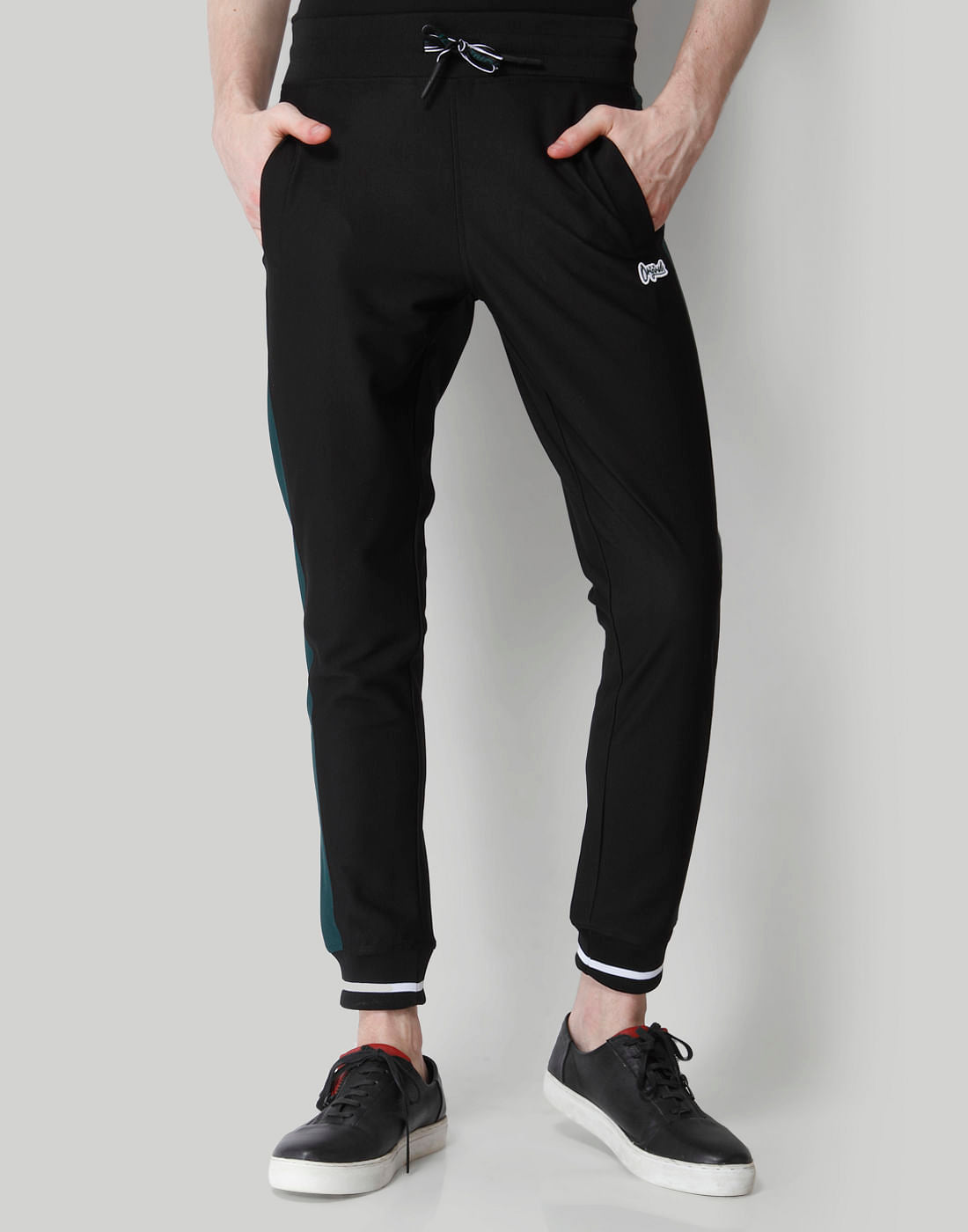 Black Tap Detail Sweatpants - S