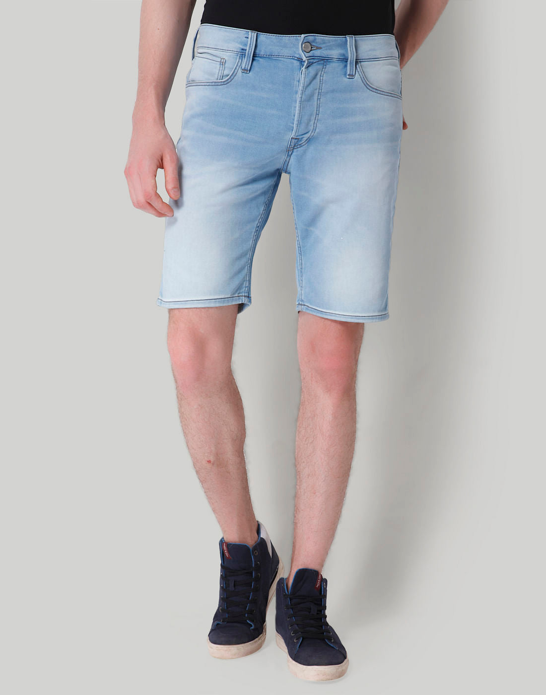 Blue Mid Rise Slim Fit Denim Shorts - S