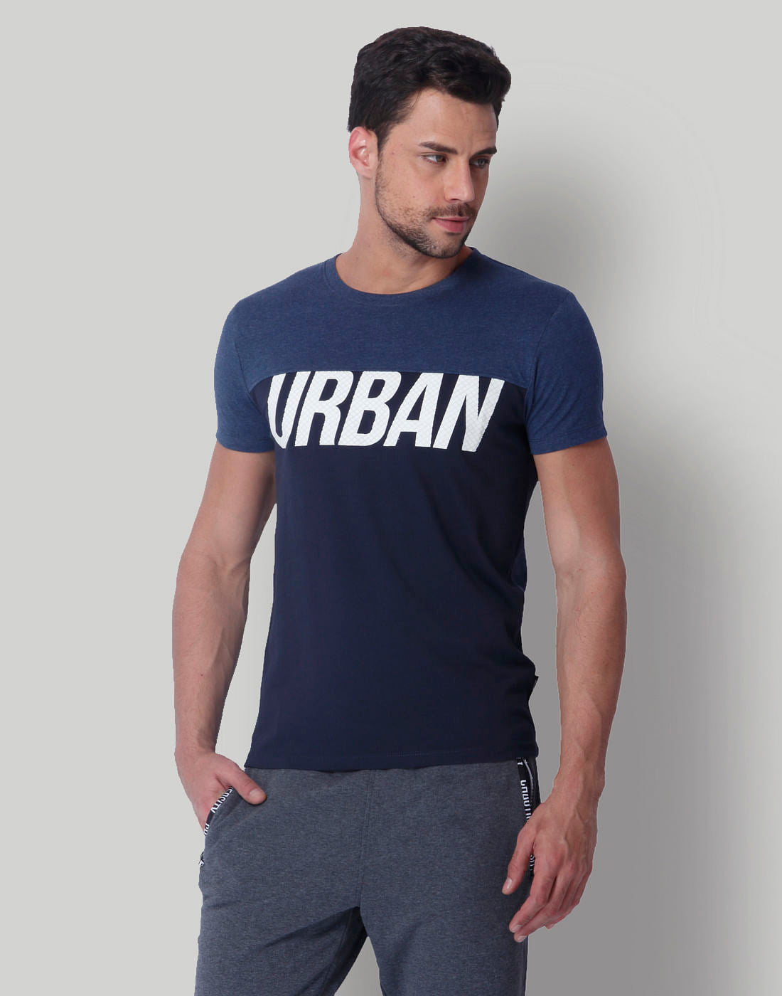 Blue Colour Blocked Crew Neck T-Shirt - S