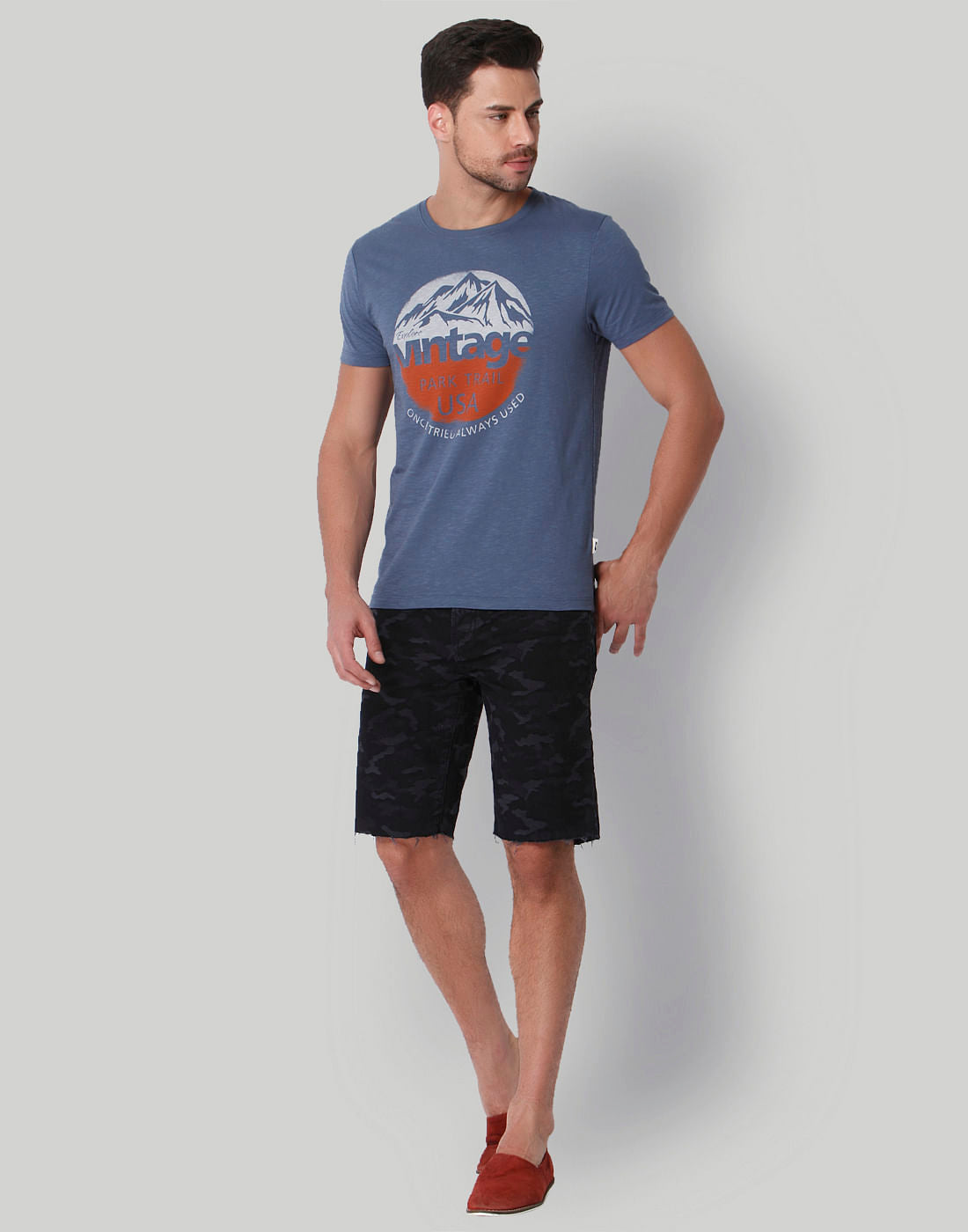 Blue Graphic Print Crew Neck T-Shirt
