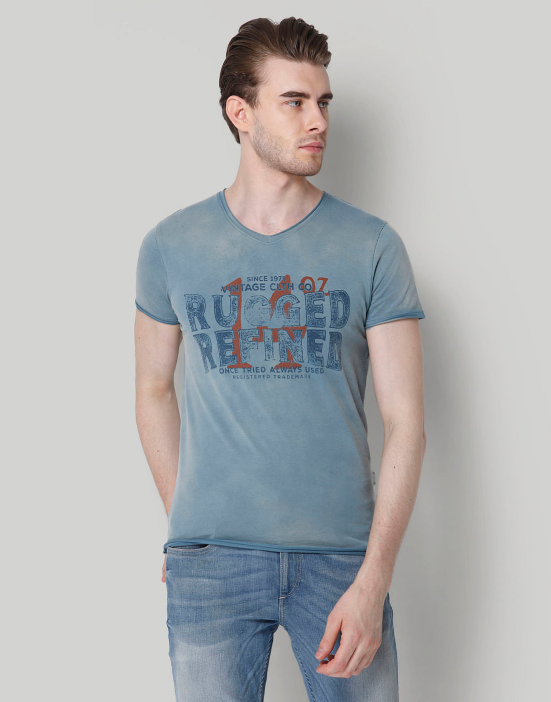 Turquoise Graphic Printed V-Neck T-Shirt - S