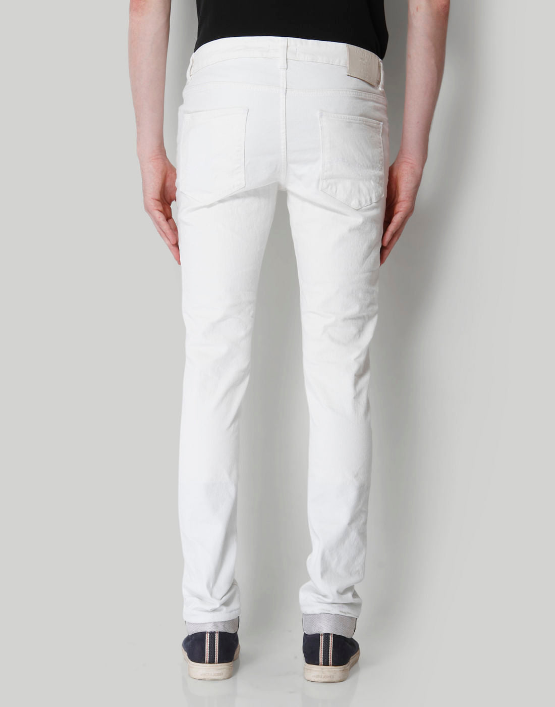 White Low Rise Skinny Fit Jeans