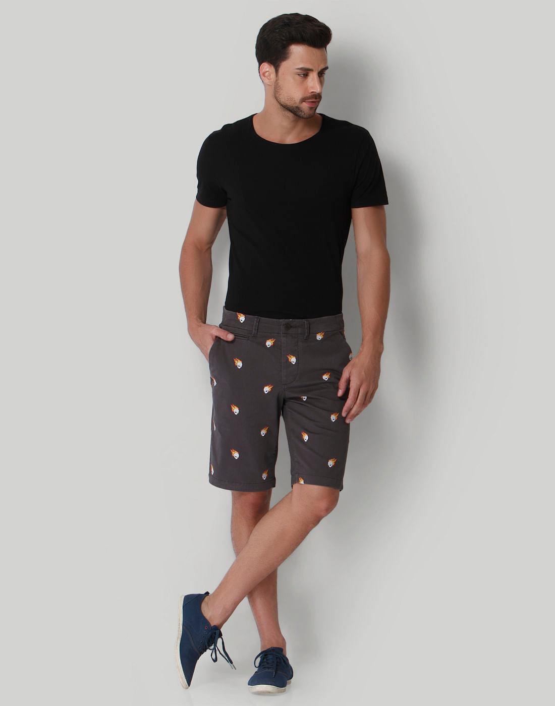 Grey Skull Print Regular Fit Shorts